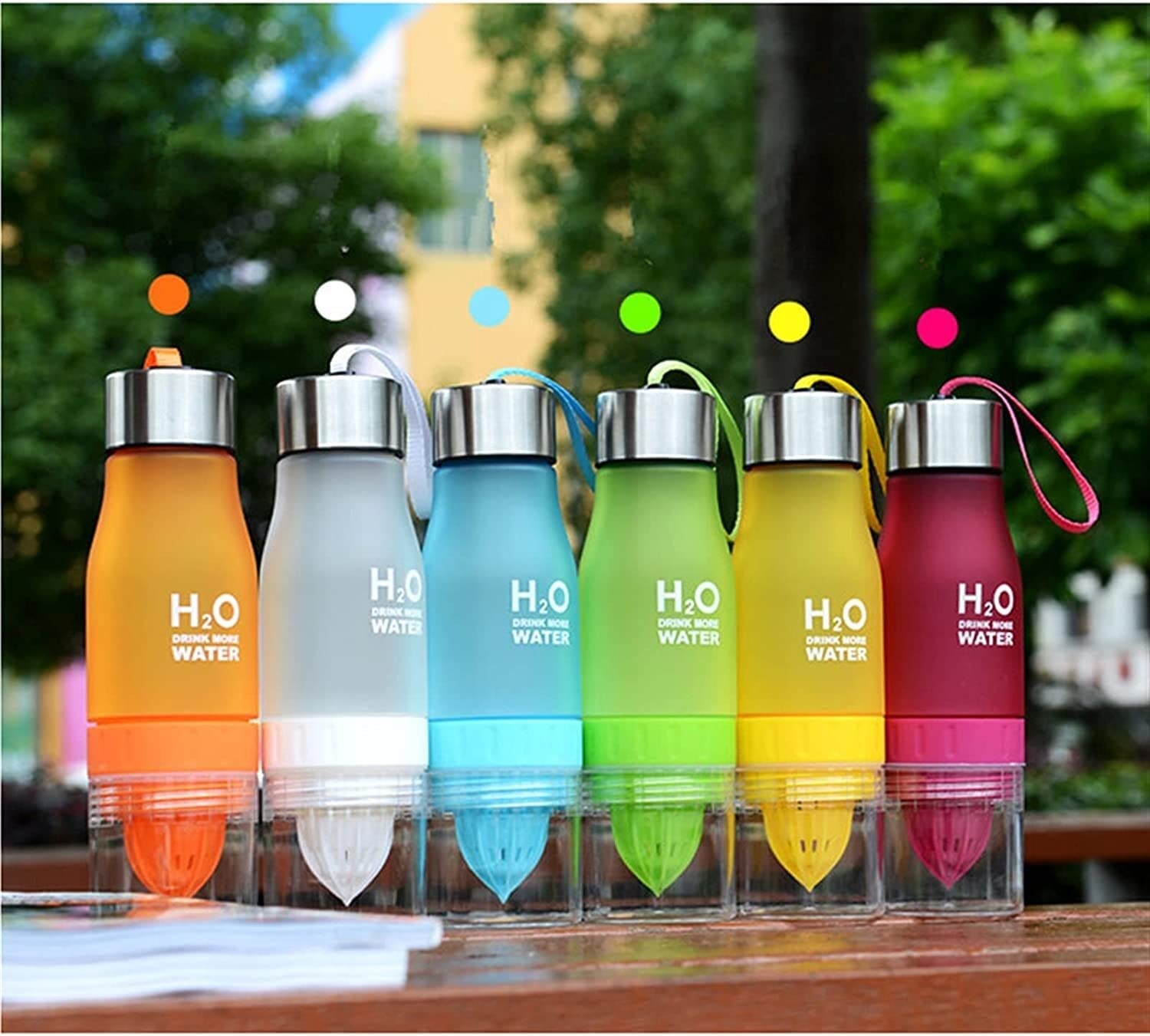 Gourdes d'eau Gourde Bouteille d'eau 650ml Jus De Citron Bouteille D'eau Infuseur De Fruits Verres Sport Shaker Mignon Eau Potable Bouteilles Sans BPA Bouteille D'eau Gourde Sport ( Blue : A Black , S