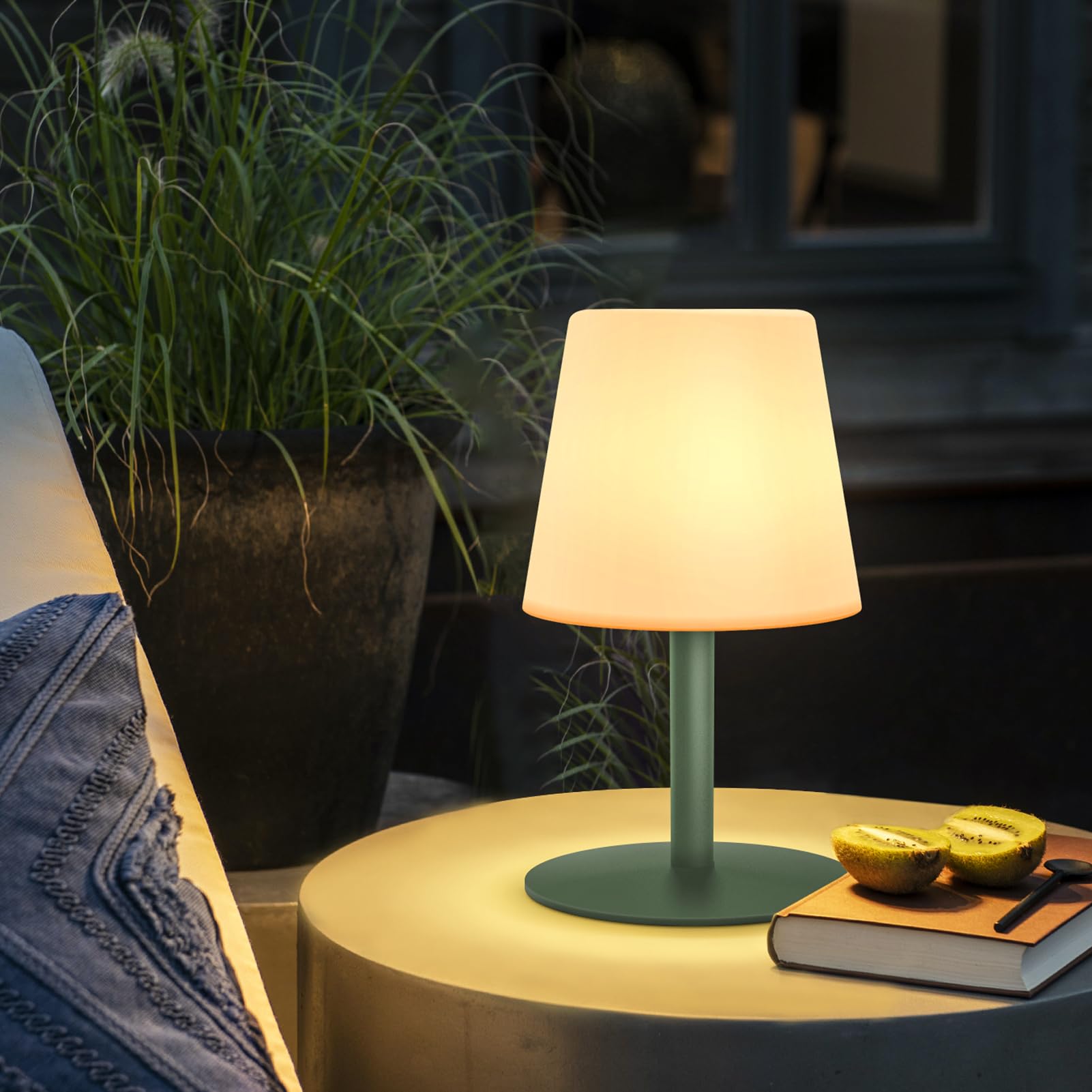 Lampe Exterieur Rechargeable 3000K ＆ 7500K 2 Luminosité Chargement USB Lampe de Table Sans Fil Lampe de Table LED IP44 Pour Terrasse Table de Repas Balcon Jardin (Gris vert)