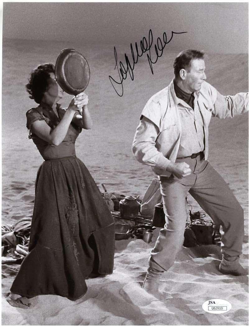 Sophia Loren Coa Hand Signed 8x10 Photo Autograph Authenticated JSA