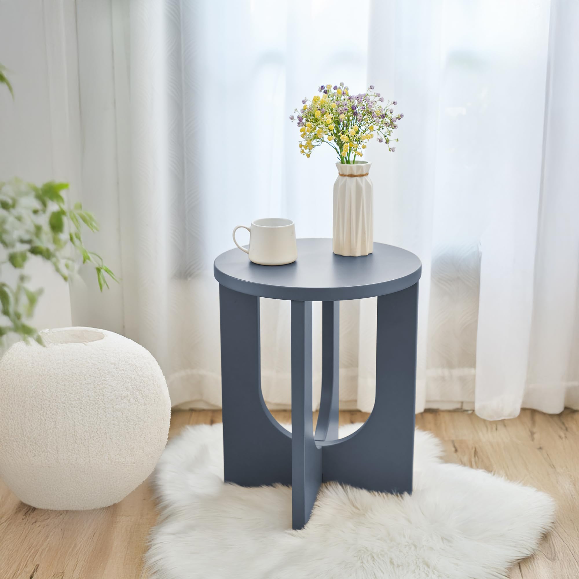[en.casa] Mesa Auxiliar Kysdajore para Salón Dormitorio Recibidor Mesa de Sofá Mesilla de Noche con Tablero Redondo 50 x Ø40 cm - Azul grisáceo