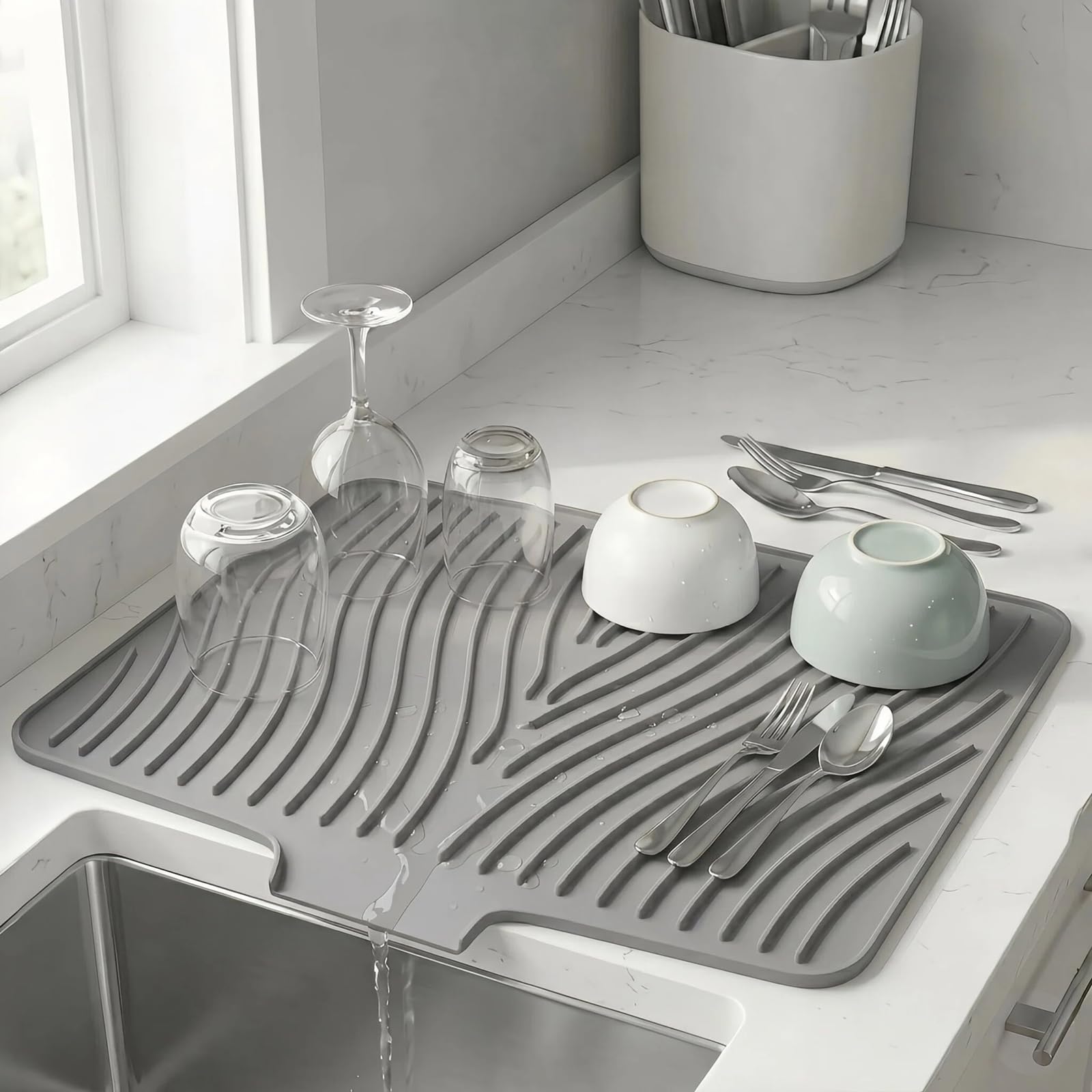 RoseFlower Silicone Draining Mat, Heatproof & Non-Slip Draining Board Mats for Kitchen Counter, Large Opening Fast-Drying Drain Pad for Placemats, Drip Tray, Sink, Dish Rack, 15.75*13inch(Grey)