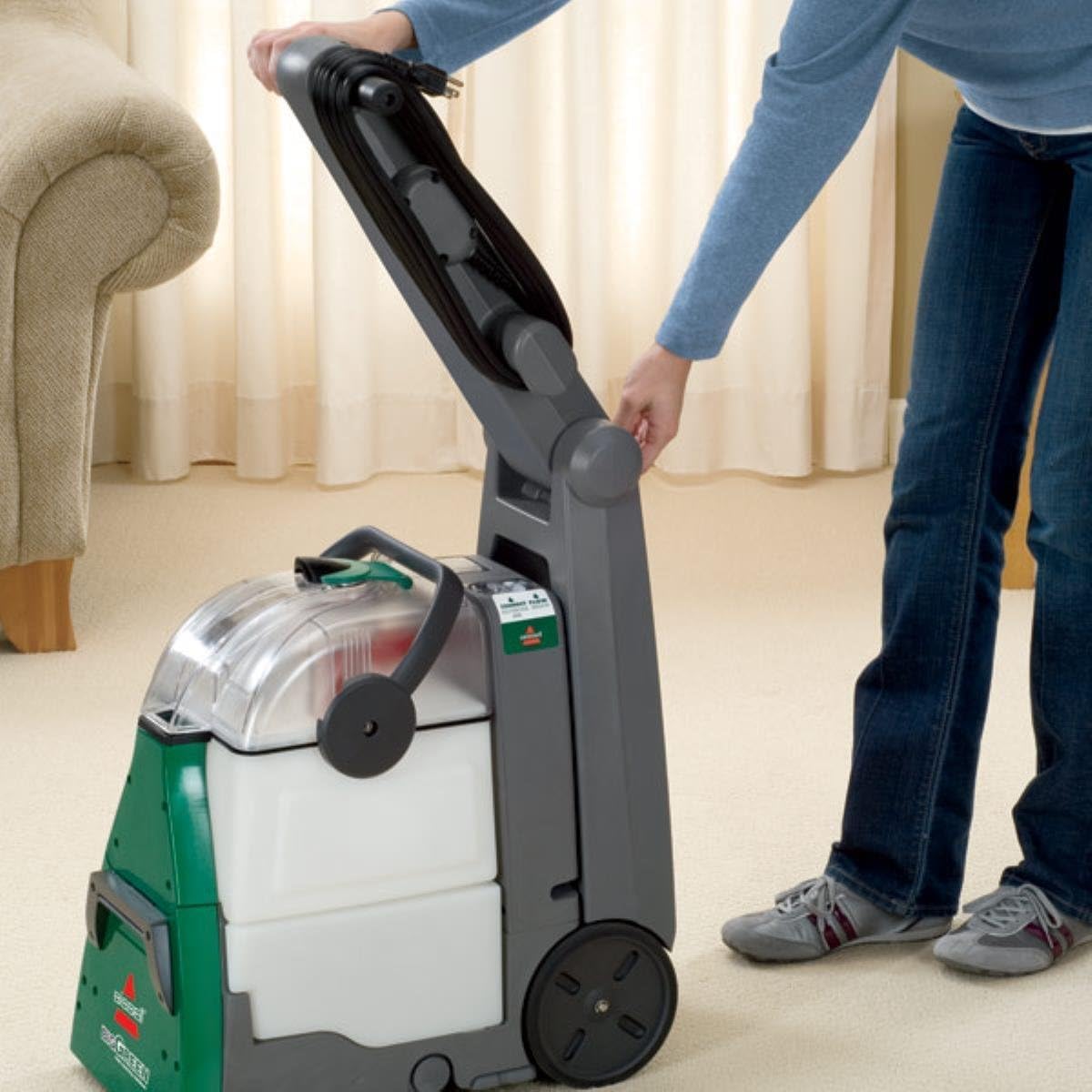 review Bissell BigGreen Commercial BG10 Deep Cleaning 2 Motor Extracter Machine w/ Upholstery Tool, and 32 OZ Shampoo Bundle