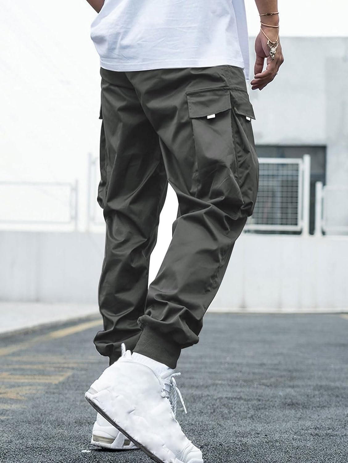 ZAFUL Men's Streetwear Cargo Pants with Flap Pockets & Drawstring Elastic Waist - Casual & Techwear Joggers - Image 3