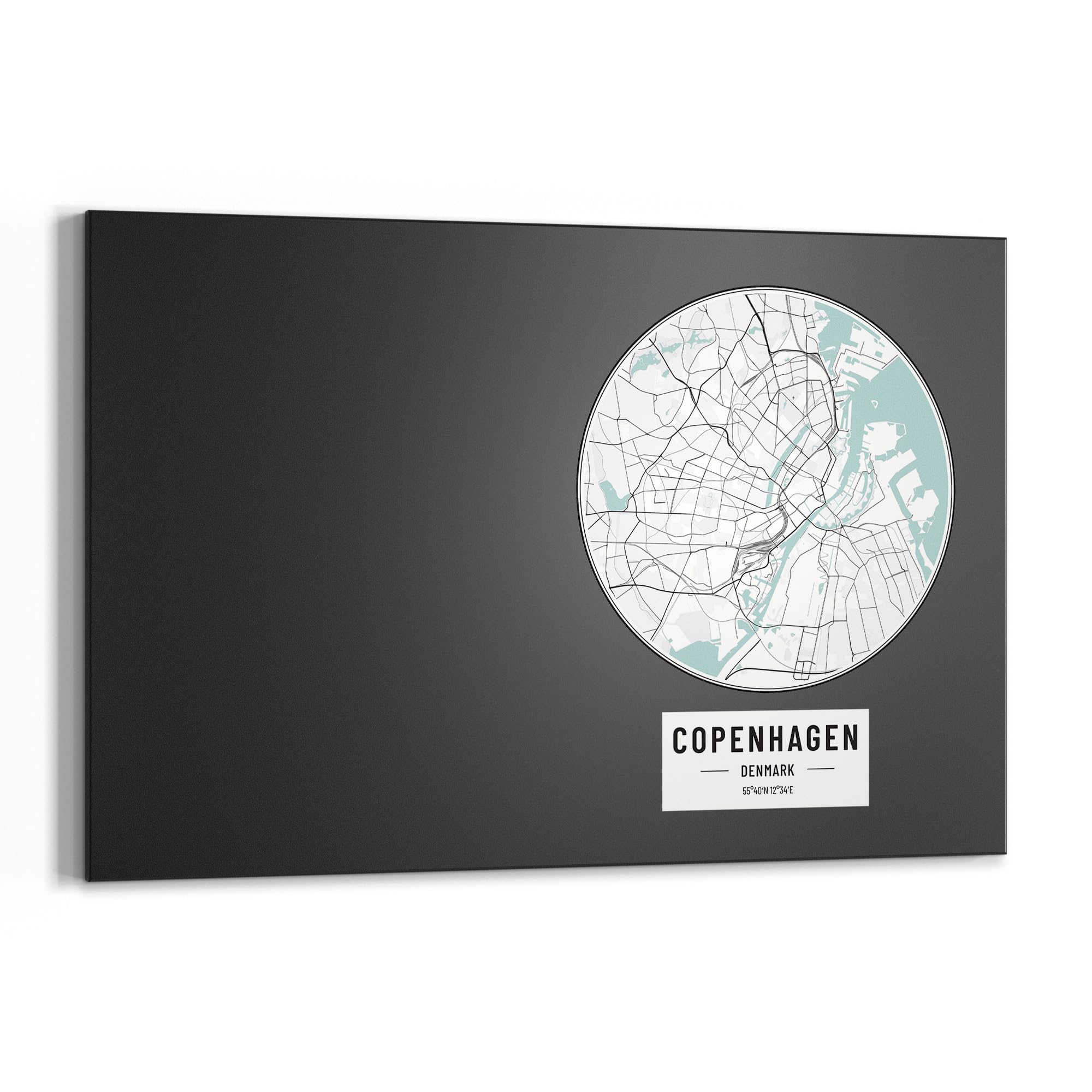 DEQORI Magnetyczna tablica do pisania kredą z nadrukiem UV | motyw "Mapa miasta Copenhagen" | prostokątna tablica kredowa do pisania – dekoracja ścienna do kuchni, korytarza, pokoju dziecięcego i
