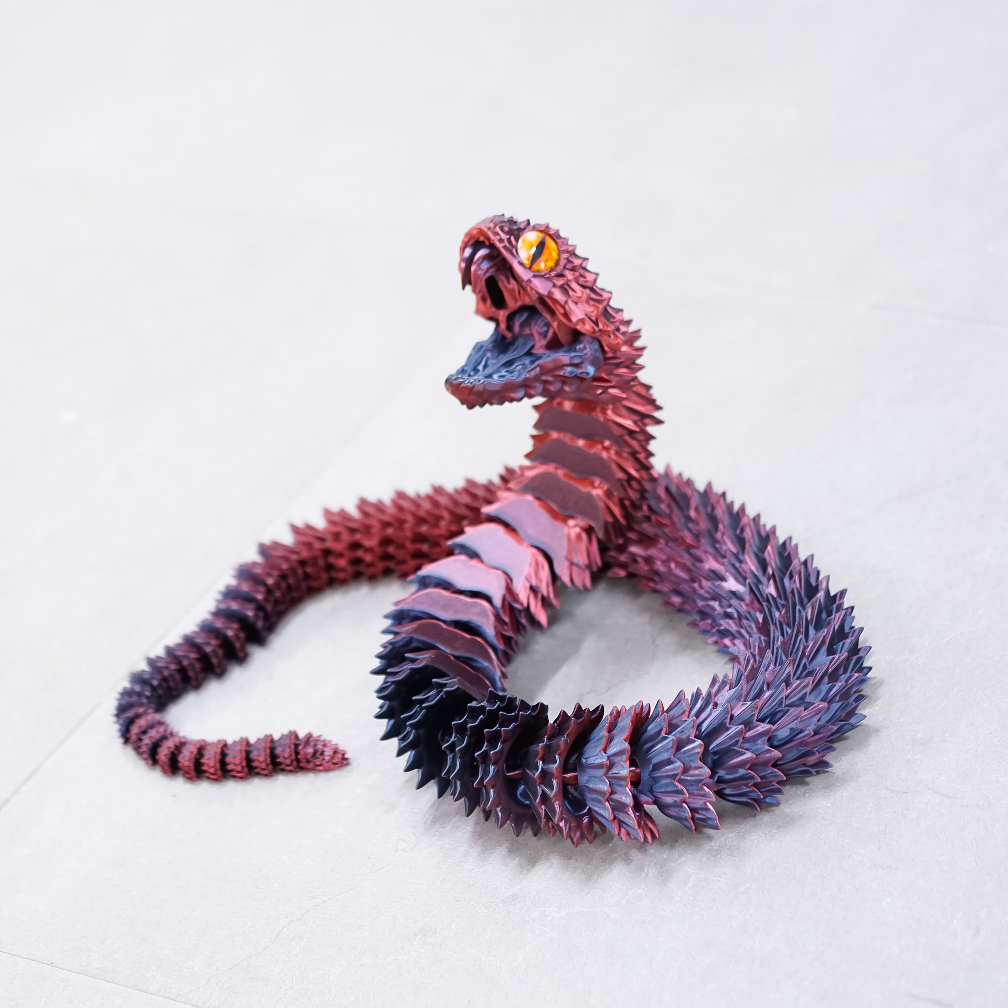 47,5 Zoll Super Große 3D Gedruckte Schlange mit Offenem Mund, Bewegliche Zähne, Flexible Gelenkfigur von Reptilien, Stressabbau, Spielfigur zur Beruhigung, Überraschungsgeschenke (RBL/47,5 Zoll)