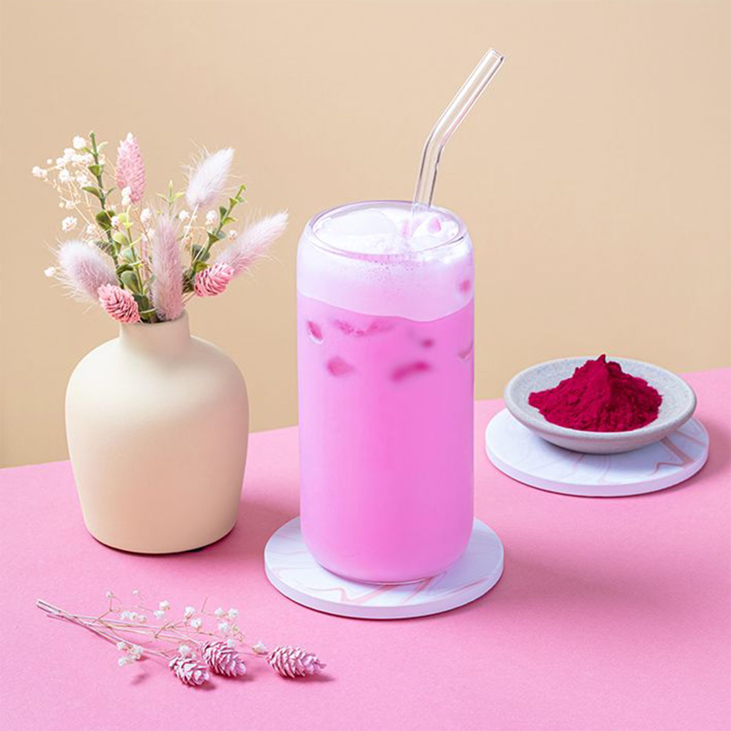 Monbana Pink Latte Poudre 350 g – Poudre de boisson végétalienne avec épices de betterave rouge et chai, instantané Superfood Latte pour préparation chaude et froide, végétale, sans lait