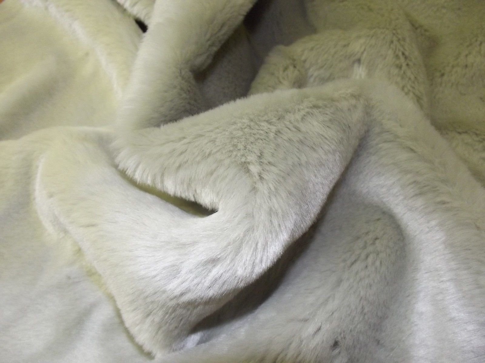 Crs Fur Fabrics Grey Super Luxury Faux Fur Fabric Material - Stone 297, Sample - 10Cmx10cm