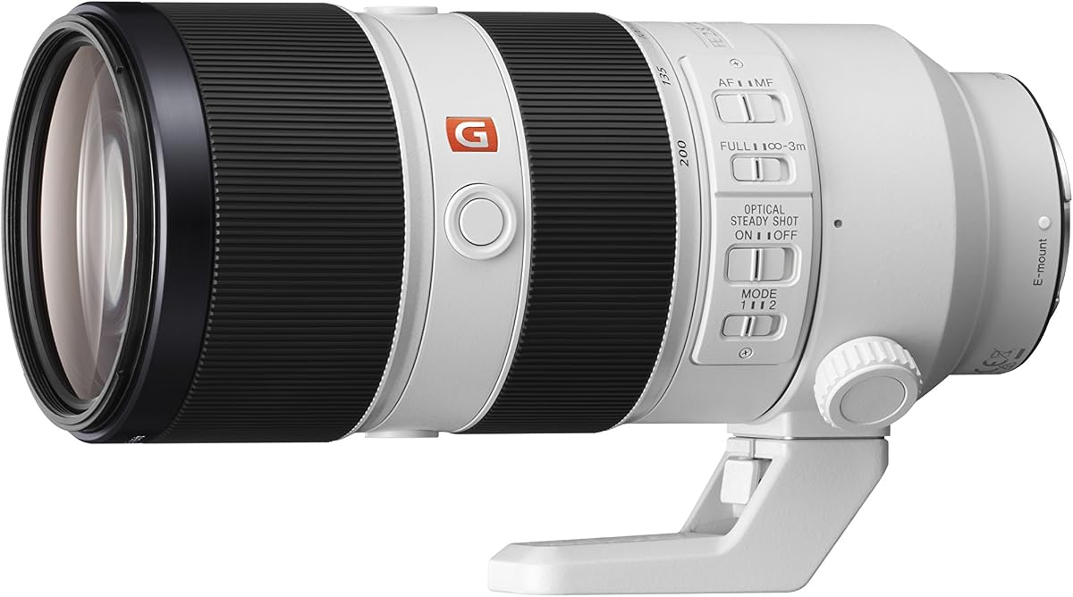 Sony FE 70-200mm f/2.8 GM OSS Lens for E | Telephoto zoom photography with f/2.8 aperture, image stabilization and 77mm filter size