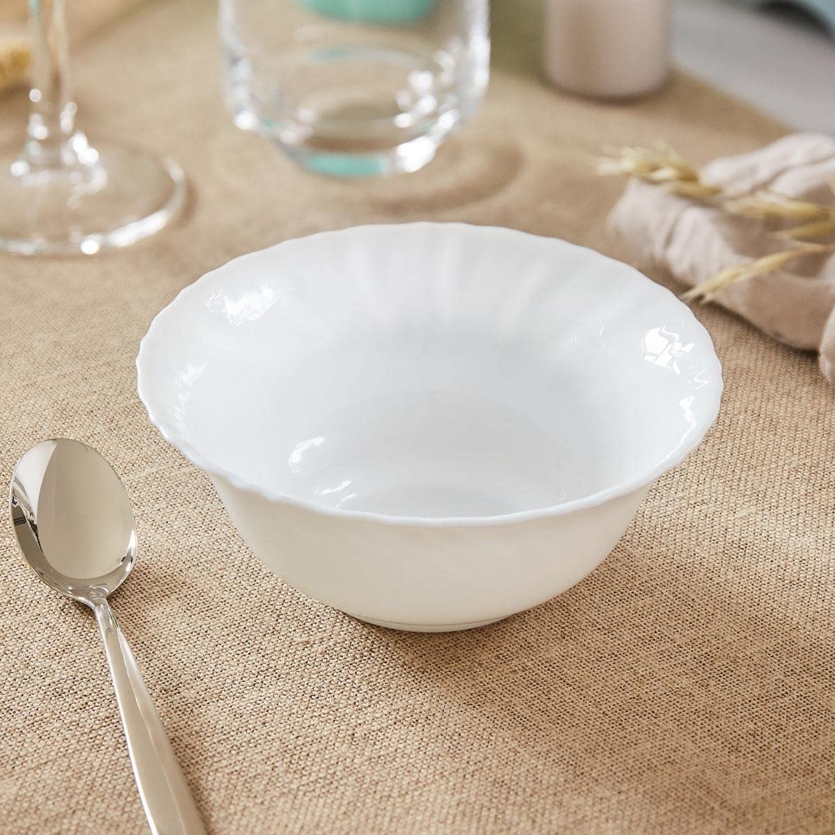 Vaisselle 24 pièces verre opale Feston blanc Luminarc vaisselle complet avec 18 assiettes et 6 tasses verre café infusions