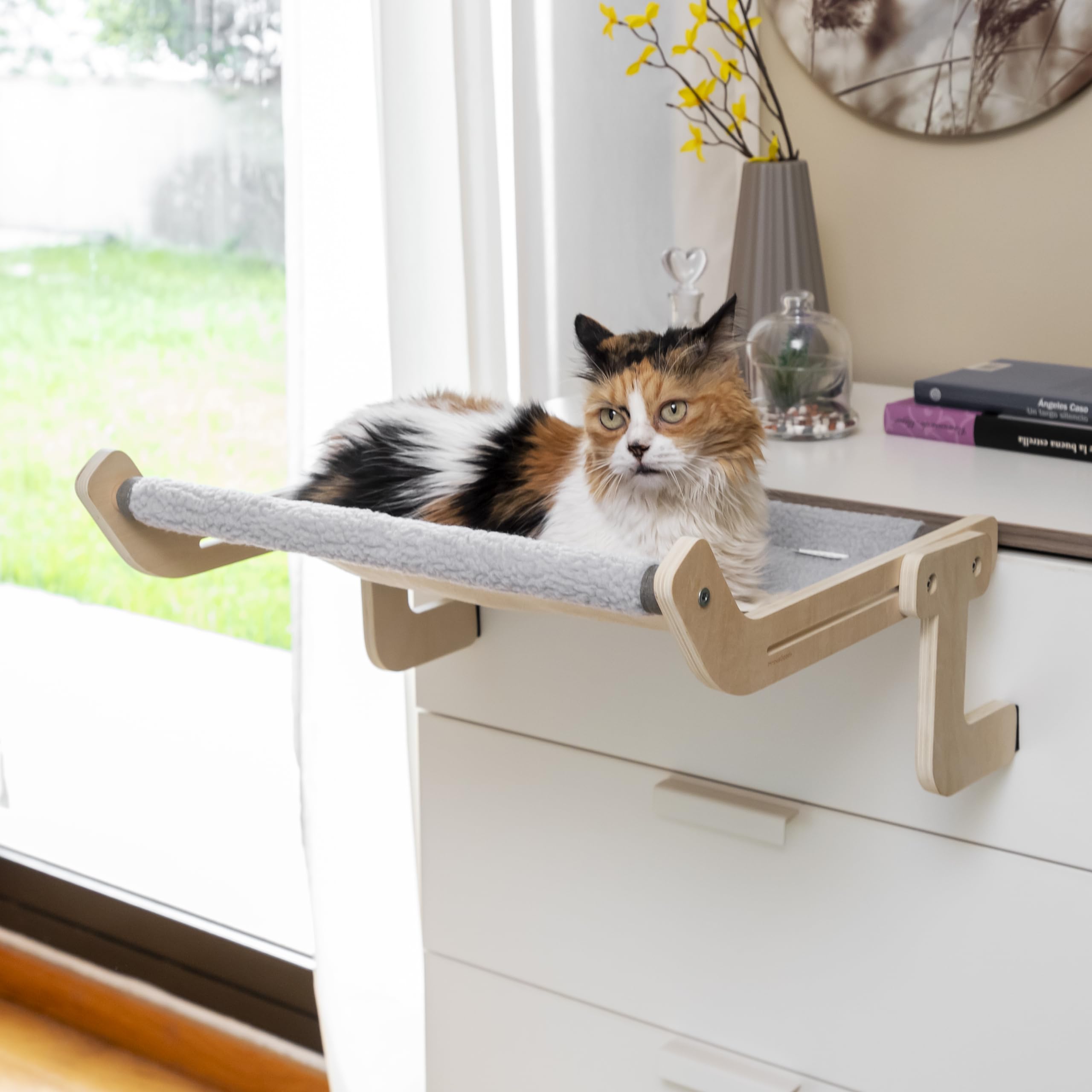 InnovaGoods® Hanging Cat Hammock, Wool Cat Bed, Scratch Resistant Hammock, Cat Bed Pas de Griffes ou de Marques sur Les Surfaces, Convient à Divers usages et espaces.