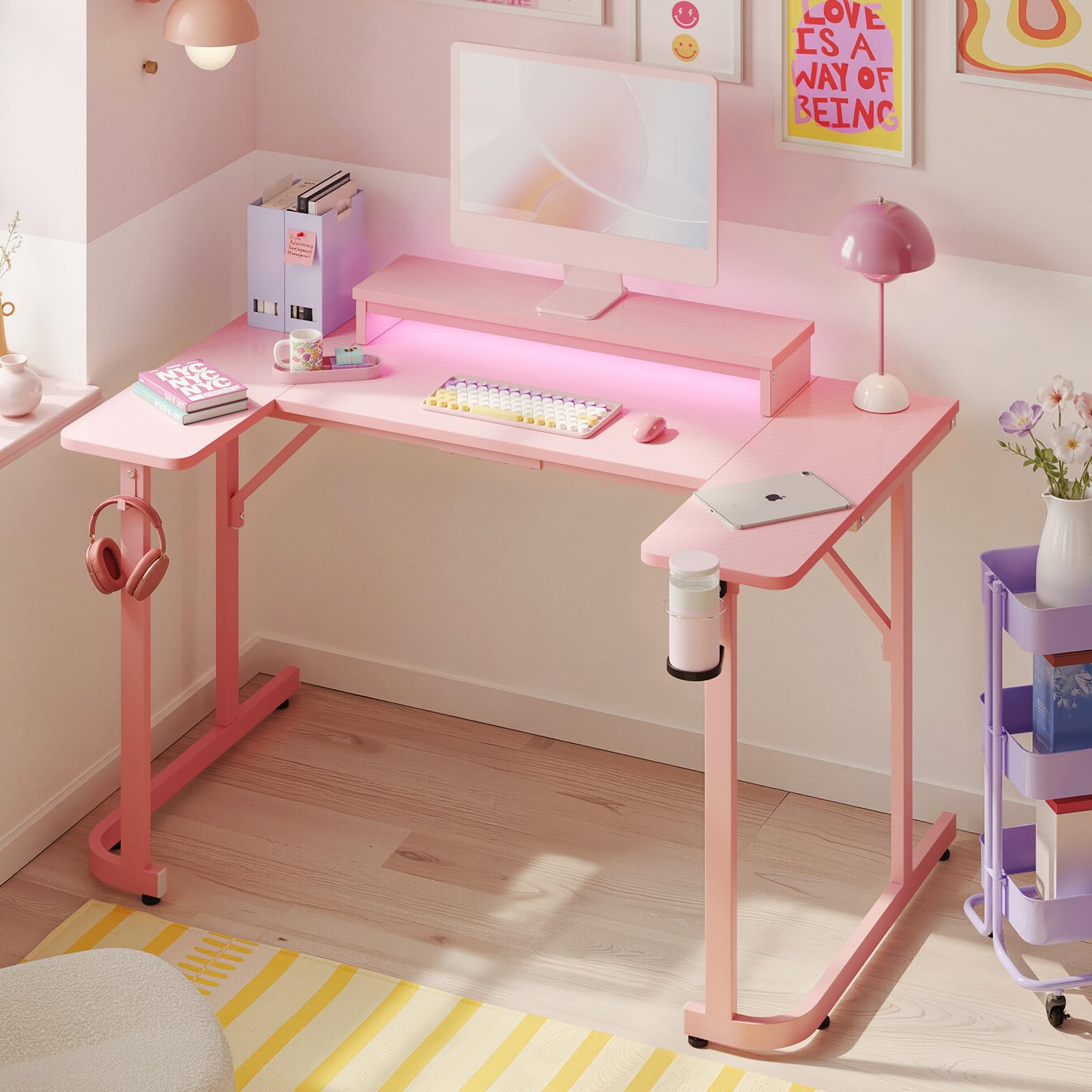 Bestier ゲーミングデスク 幅130cm×奥行80cm LEDライト付き Amazon | Bestier ゲーミングデスク 幅130cm×奥行80cm ゲーム