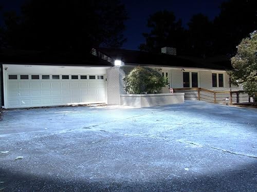 Miniatura 9 de STARTLE - Luz LED de seguridad de grado militar de 360 Luz de inundación de seguridad para el hogar con detección de movimiento al aire libre