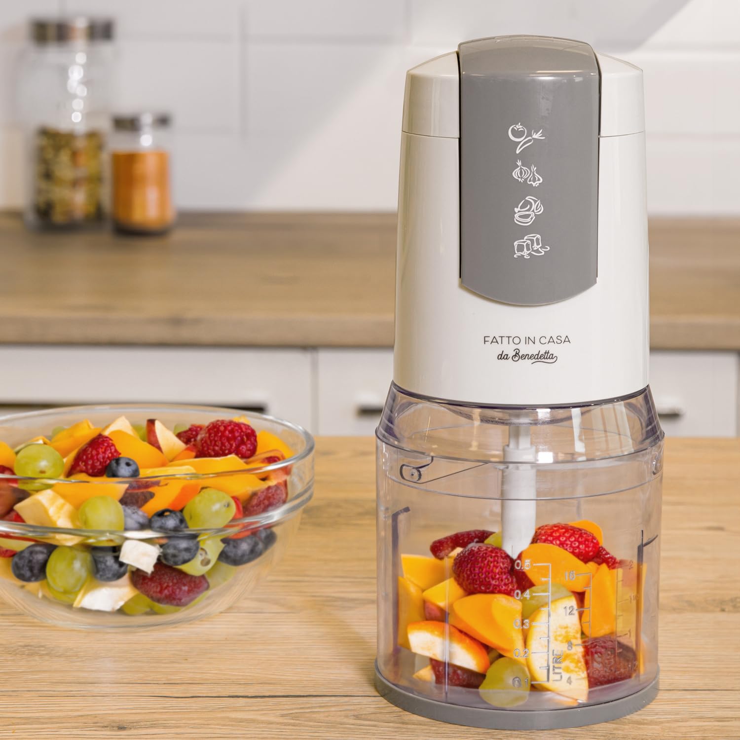 Fatto in Casa da Benedetta – Tritatutto elettrico da Cucina (2 Velocità) con 4 Lame in Acciaio Inox e Ciotola con Capienza extra-large da 500 ml, Potenza 500 W