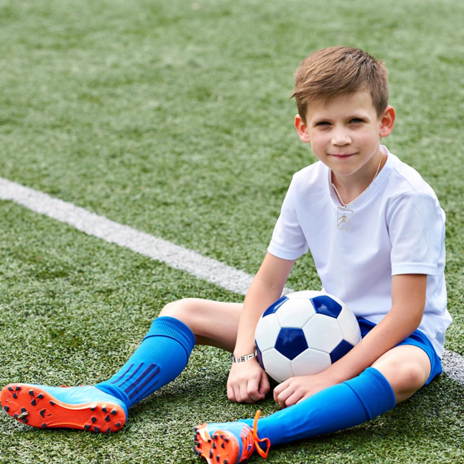 Juego de accesorios de fútbol 3 piezas CR7, pulsera, collar y llavero, elegante y sencillo
