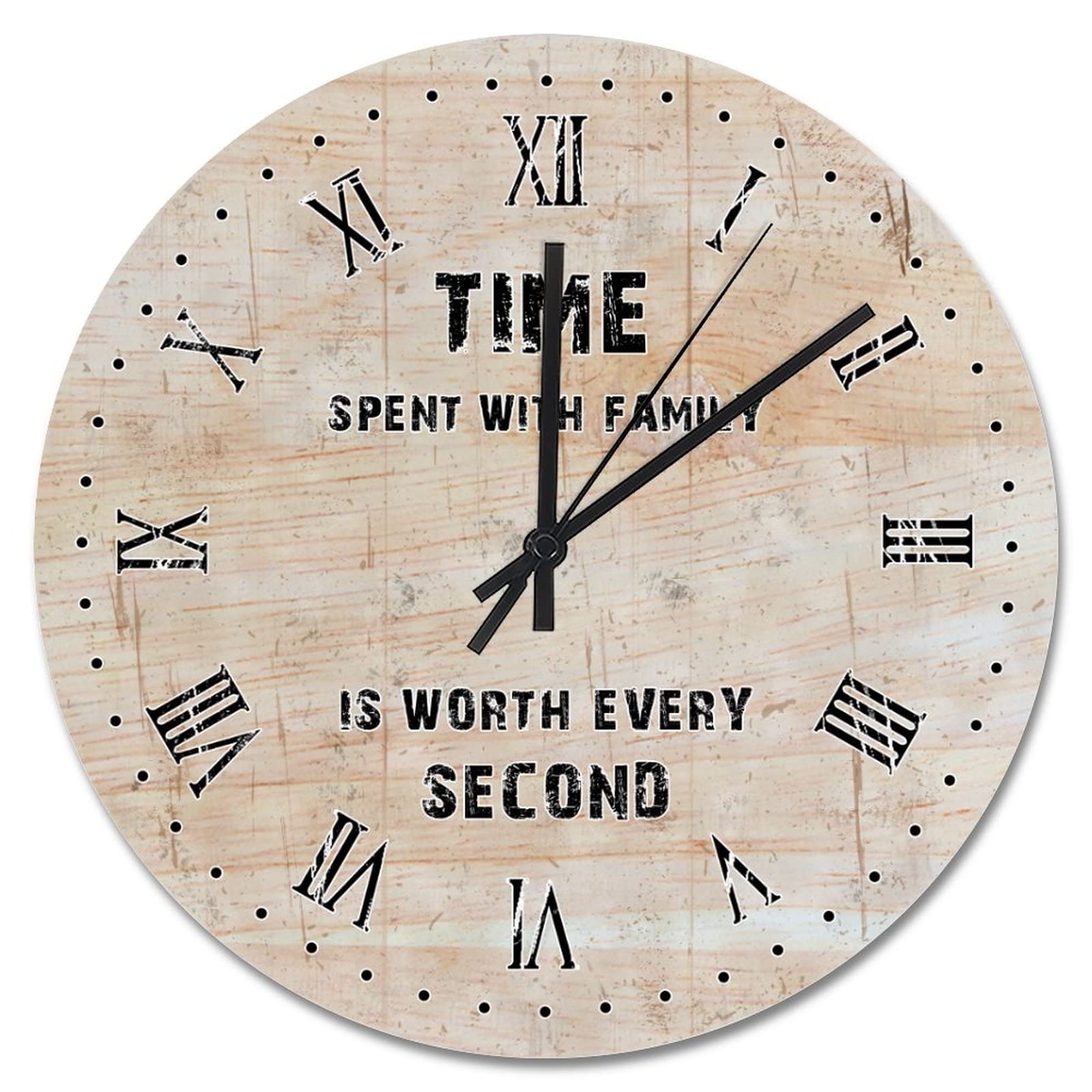 Horloge murale en bois pour habiller un mur vide avec un style rétro cosy