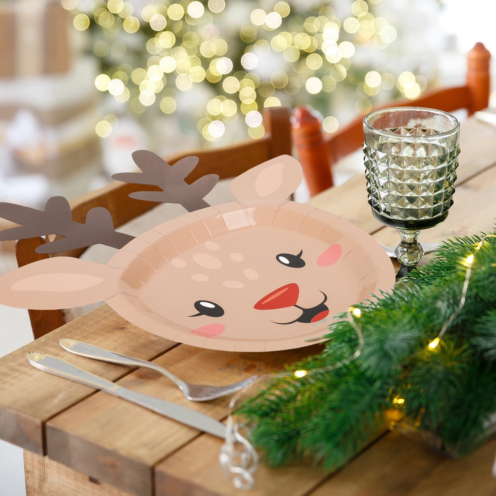 JarThenaAMCS 48 platos de papel de alce de Navidad, divertidos platos desechables de renos de dibujos animados para cumpleaños, invierno, vacaciones, fiestas, suministros de decoración de mesa