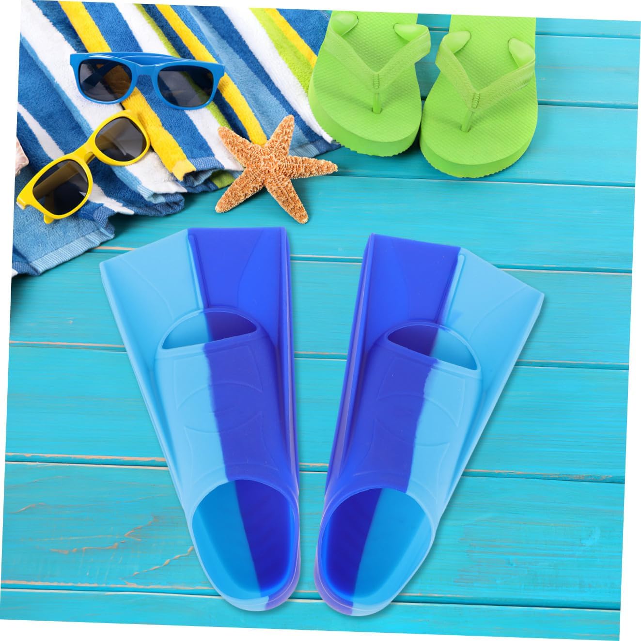 Comfortable Silicone Swim Flippers Flexible Open Heel Fins for Adults and Lightweight Portable Diving Training Equipment for Snorkeling and Pool Lap Swimming