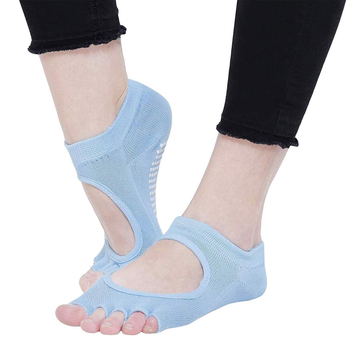 STRAUSSYoga Socks for Women | Non-Slip Grips | Ideal for Pilates, Pure Barre, Ballet, Dance | Perfect Barefoot Workout Companion | Enhanced Grip and Stability | Size: Small, Multicolor