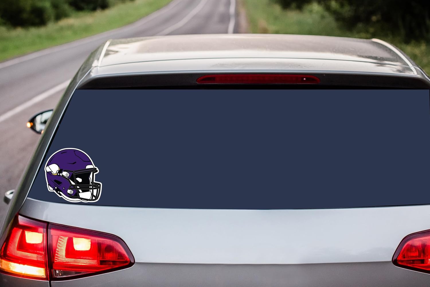 Siskiyou Sports NFL Minnesota Vikings Helmet Auto Decal, Team Colors, One Size - Image 4