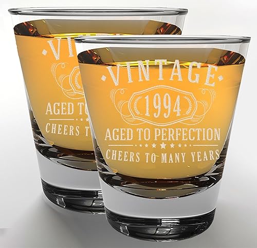 Paquete de 2 vasos grabados vintage 1994 de 1.75 onzas  Regalos de cumpleaños 30 para mujeres y hombres  Saludos a los 30 años  Decoraciones 30 para