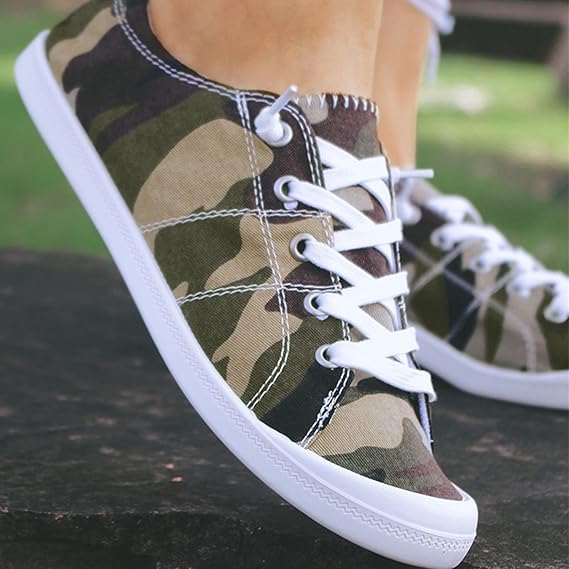 VANS スニーカーロウ迷彩デッキシューズ風スケボーソール縁やや剥がれ