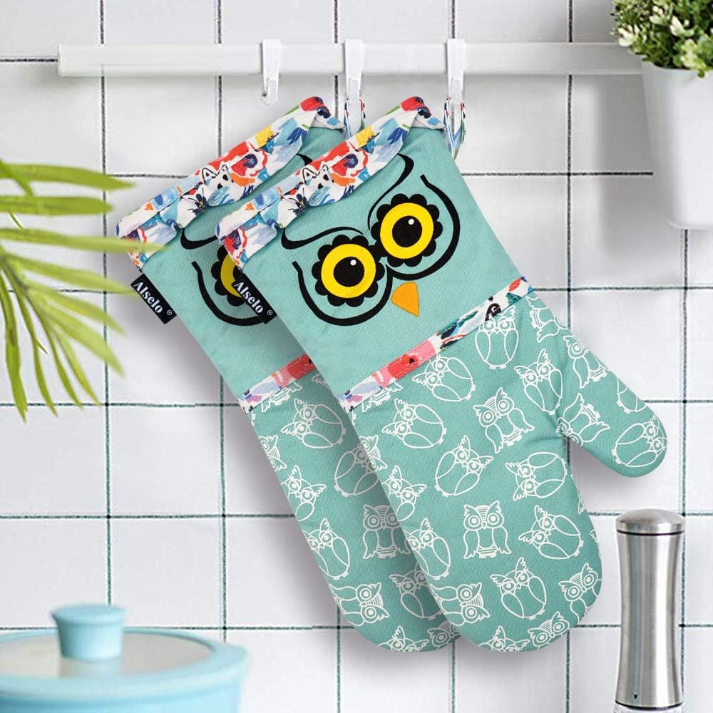 Oven Mitts, Heat Resistant with Soft Quilted Cotton Lining Set of 2, Fashion Animal Design with Silicone Printing Anti-Slip Kitchen Gloves for Safe Backing Cooking Barbecue (Green 2) - Image 7