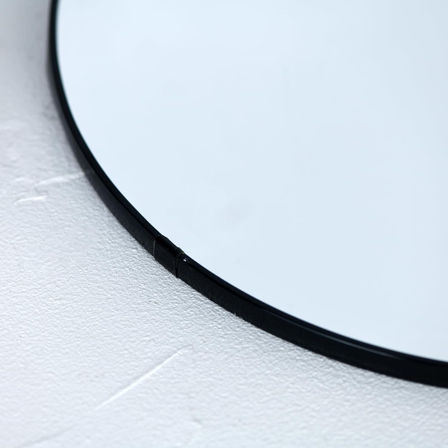 Funerom Black Round Wall Mirror 15.4 Inches Circle Mirror Bathroom Mirrors for Over Sink
