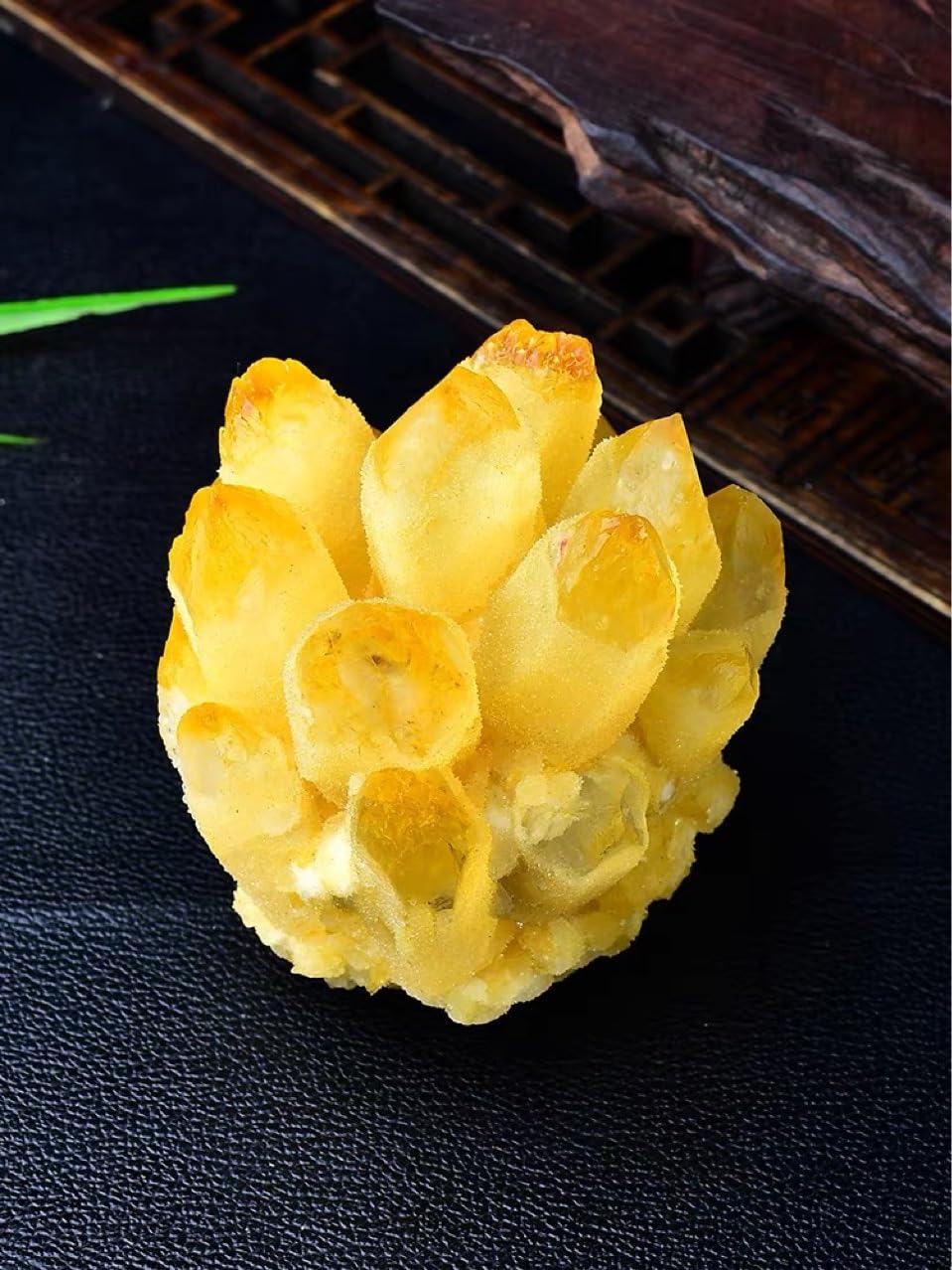 Lab Phantom Cluster di Cristalli di Quarzo con Supporto in Legno Campione di minerali curativi VUG Home Office Decorazione Acquario (Giallo),1000g