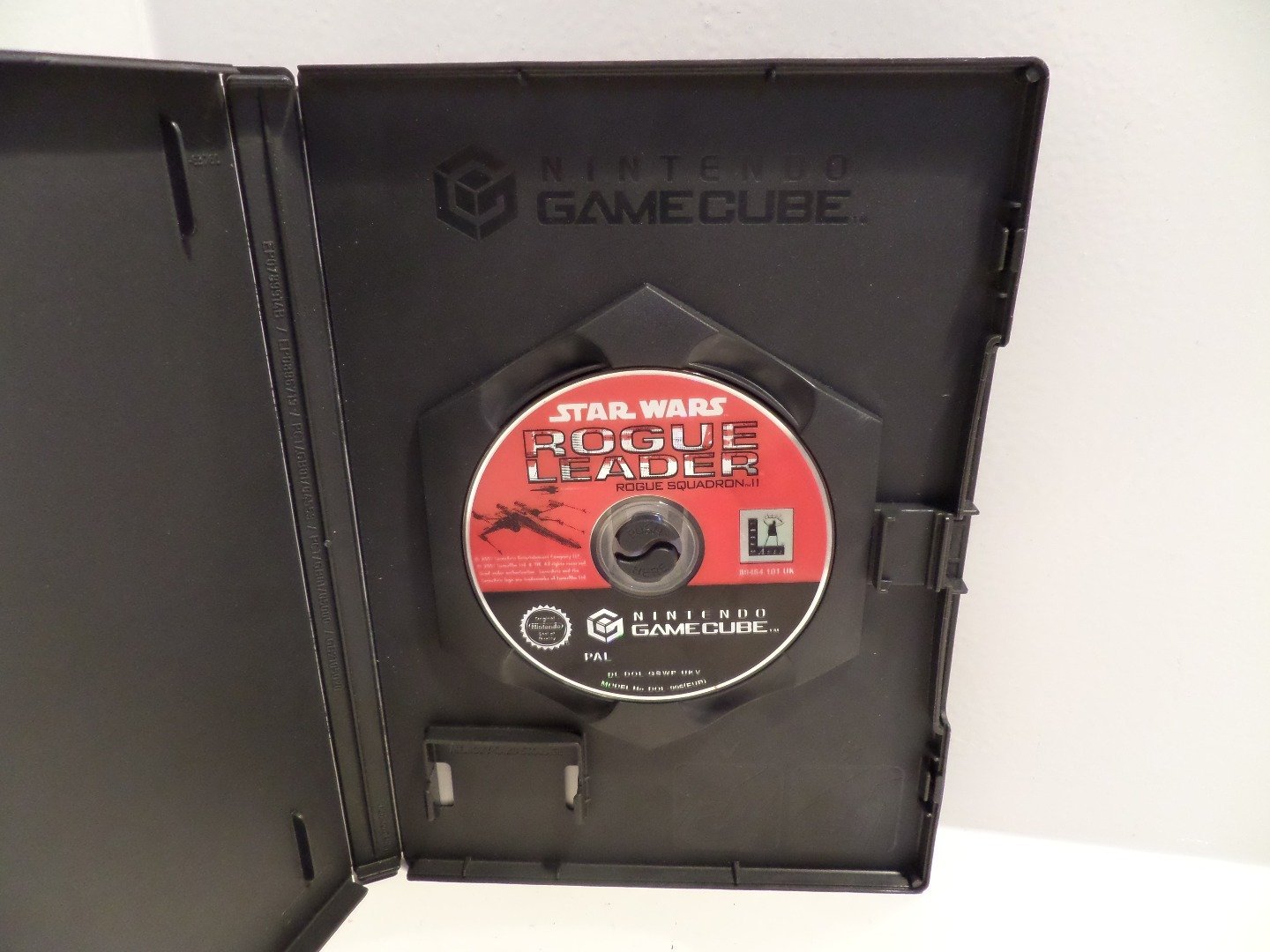 Star Wars: Rogue Leader - Rogue Squadron II (GameCube) (Renewed)