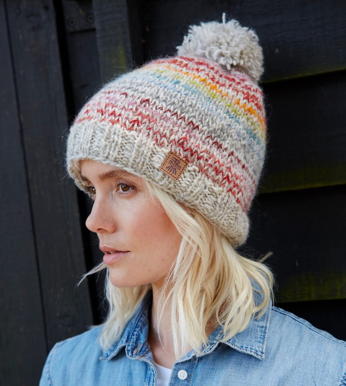 Pachamama Sierra Nevada - Cappello con Pompon in Lana