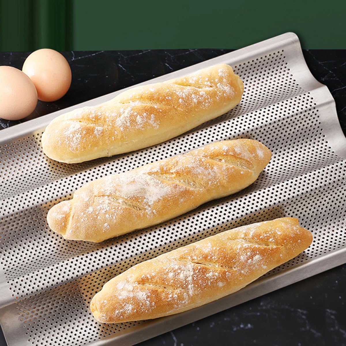 FRCOLOR Molde para Hornear Baguette de Acero Inoxidable 2 Piezas, Bandeja Antiadherente Perforada Plateada, Tamaño Medio y Pequeño, Adecuado para Pan Artesanal y Tostadas en Horno