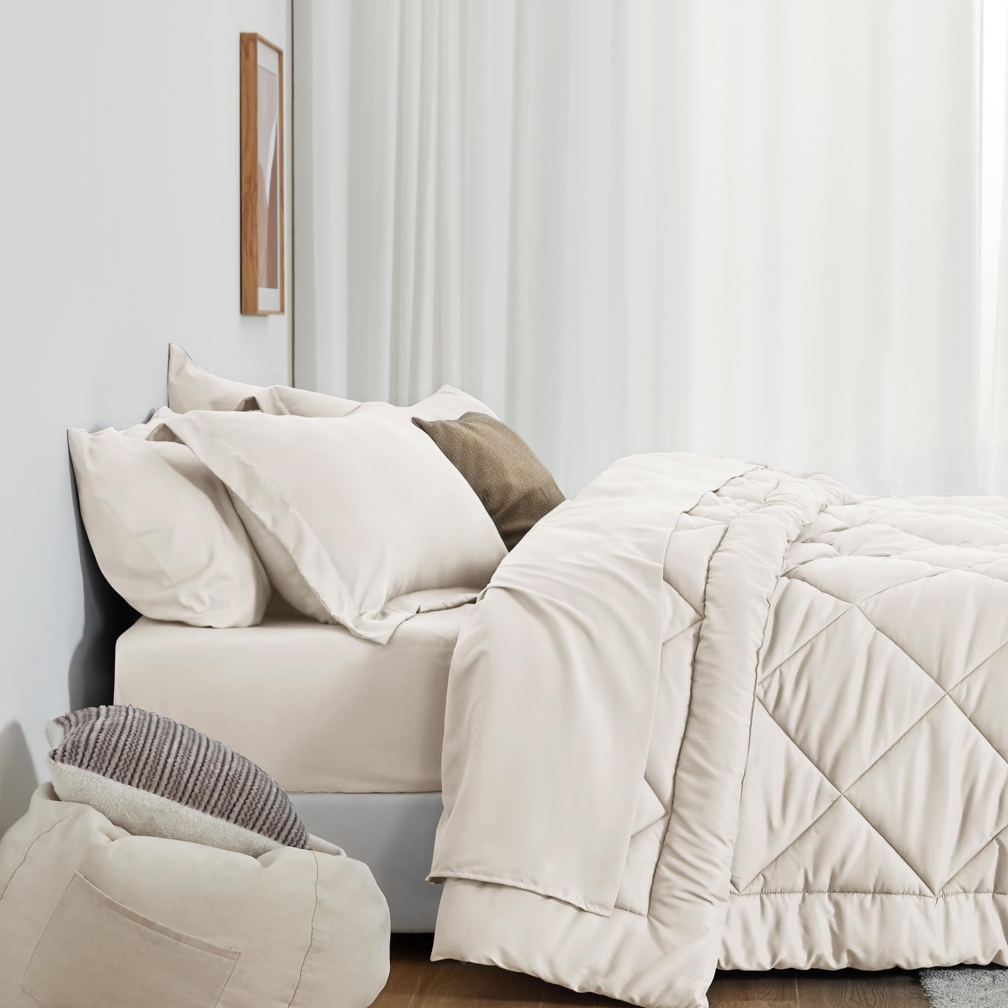 Amazon.com: Love's cabin Queen Comforter Set Off White, 7