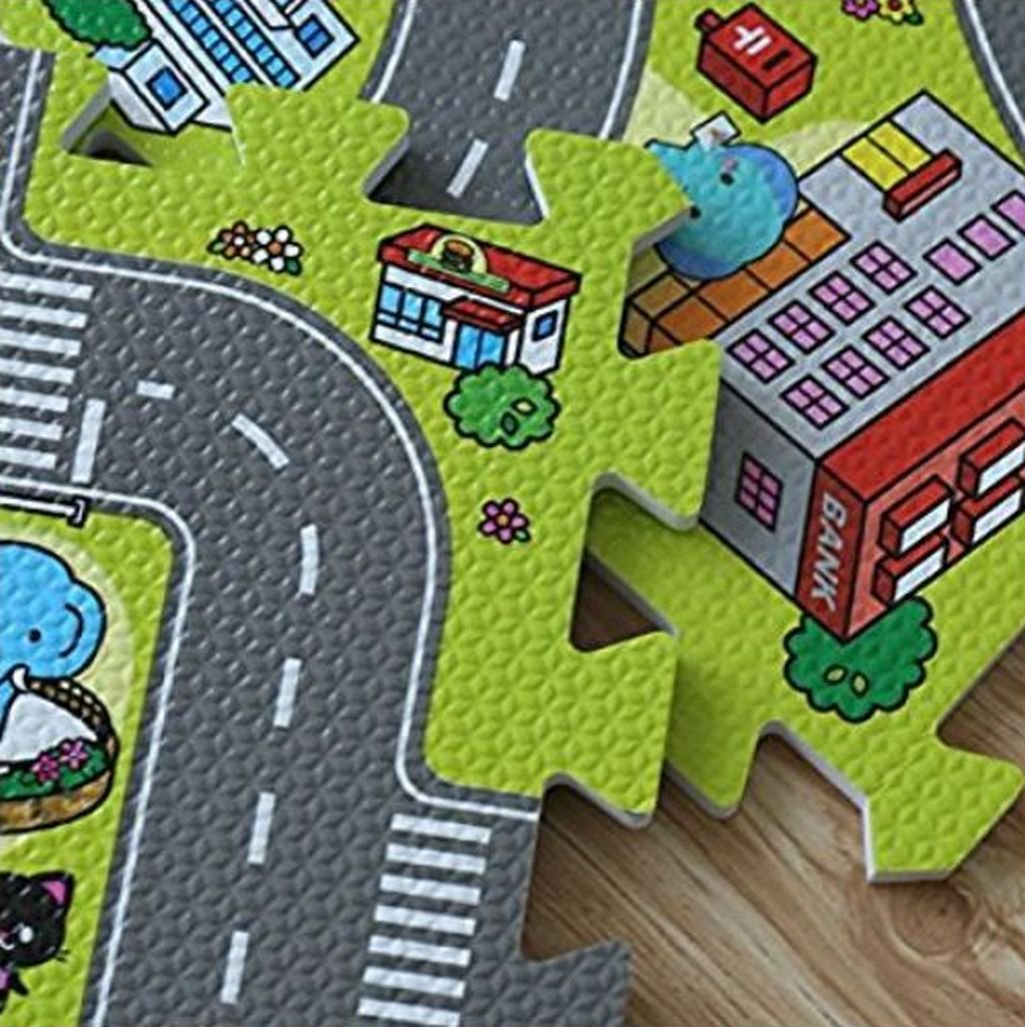 Tappeto a puzzle di gomma EVA per bambini Disegno di strade cittadine. 90 x 90 x 1 cm. 9 pezzi intercambiabili.