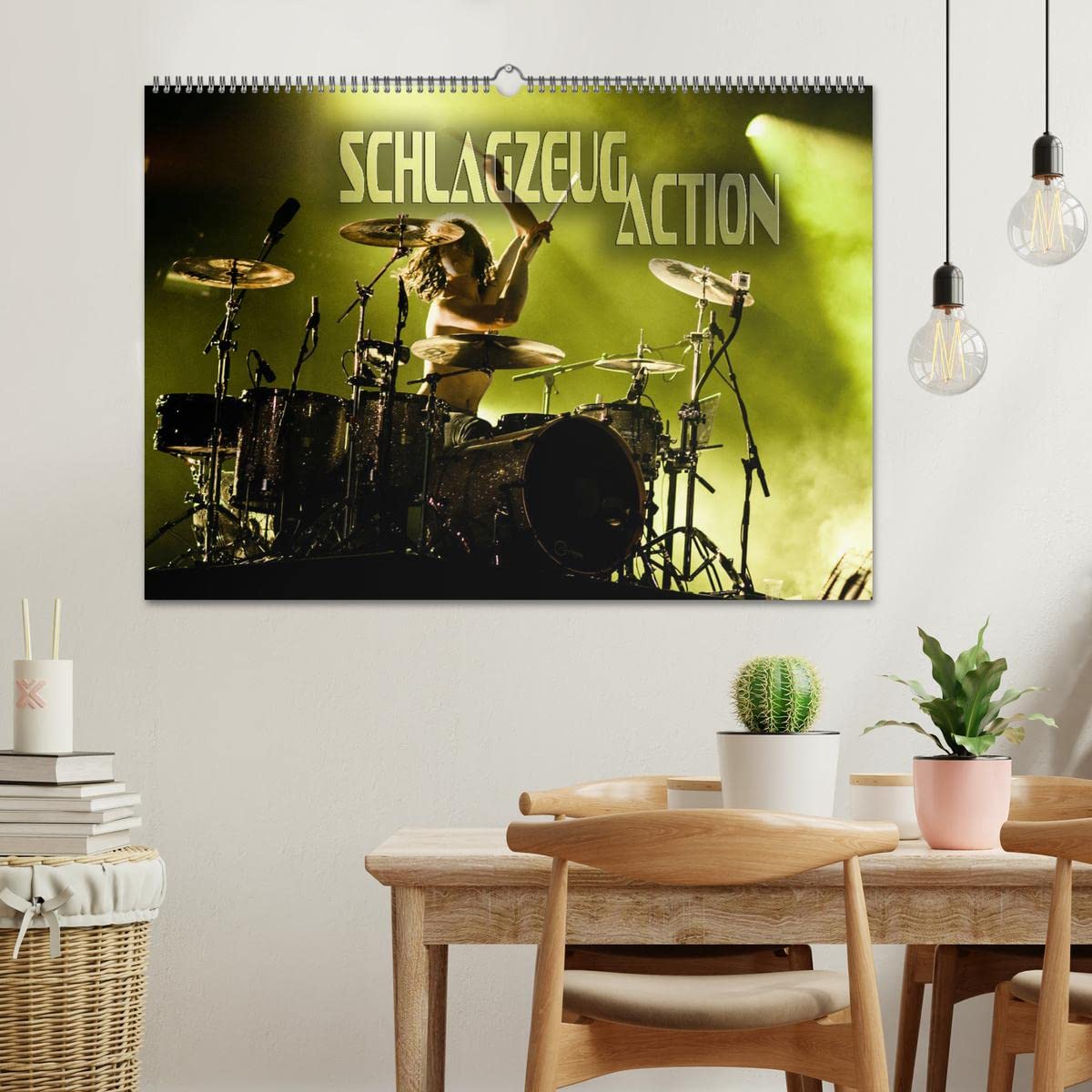 Schlagzeug Action (Wandkalender 2026 DIN A2 quer), CALVENDO Monatskalender: Dynamische Konzertaufnahmen von Schlagzeugen aus verschiedenen Perspektiven (CALVENDO Kunst)
