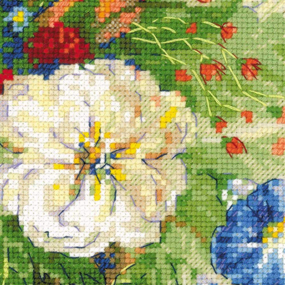 Riolis Create It Yourself Beaux Motifs Pour Le Point De Croix
