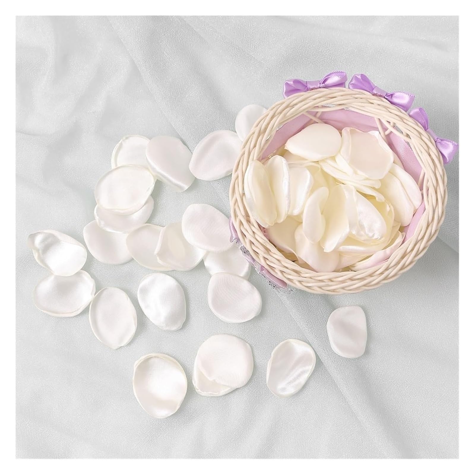 HIFRQVVC Artificial Flower Confetti, Silk Rose Petals Multicolor 4cm 300 Pcs Wedding Decor(Champagne)