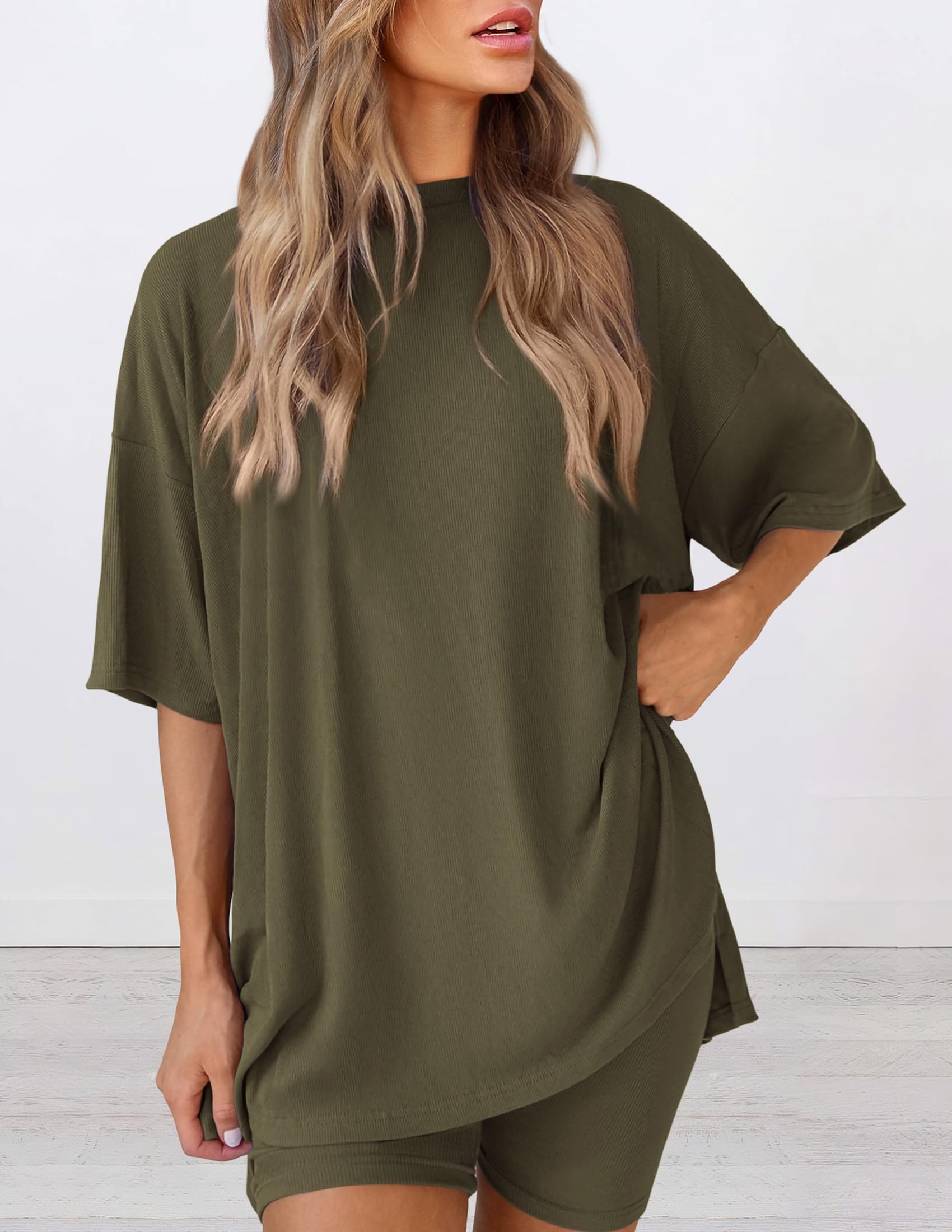 Zweiteiler Damen Sommer Oversize Shirt Radlerhose Set Casual Flughafen Reiseoutfit