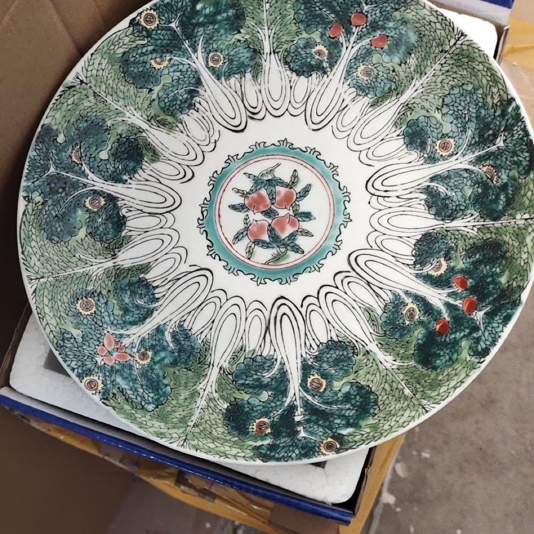 景徳鎮磁器の老貨手絵パステル百財の収蔵料理皿 景徳鎮磁器の老貨手絵パステル百財の収蔵料理皿 2点セット