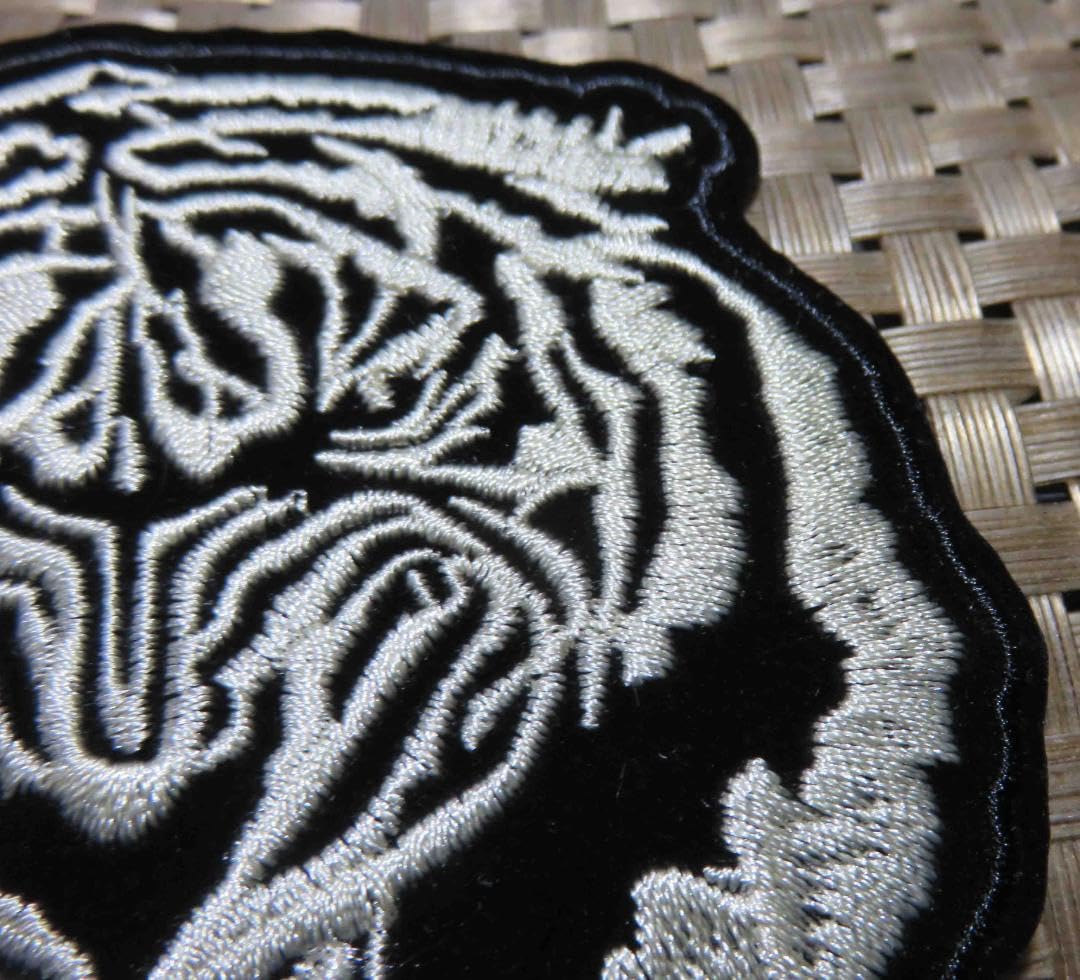 Daily Crafts Embroidered Patch, Black Base Hot Fix Glue Embroidery Cloth Paste Iron-on Patch DIY Clothes Sticker Trim Embellishments Applique (Tiger) 3