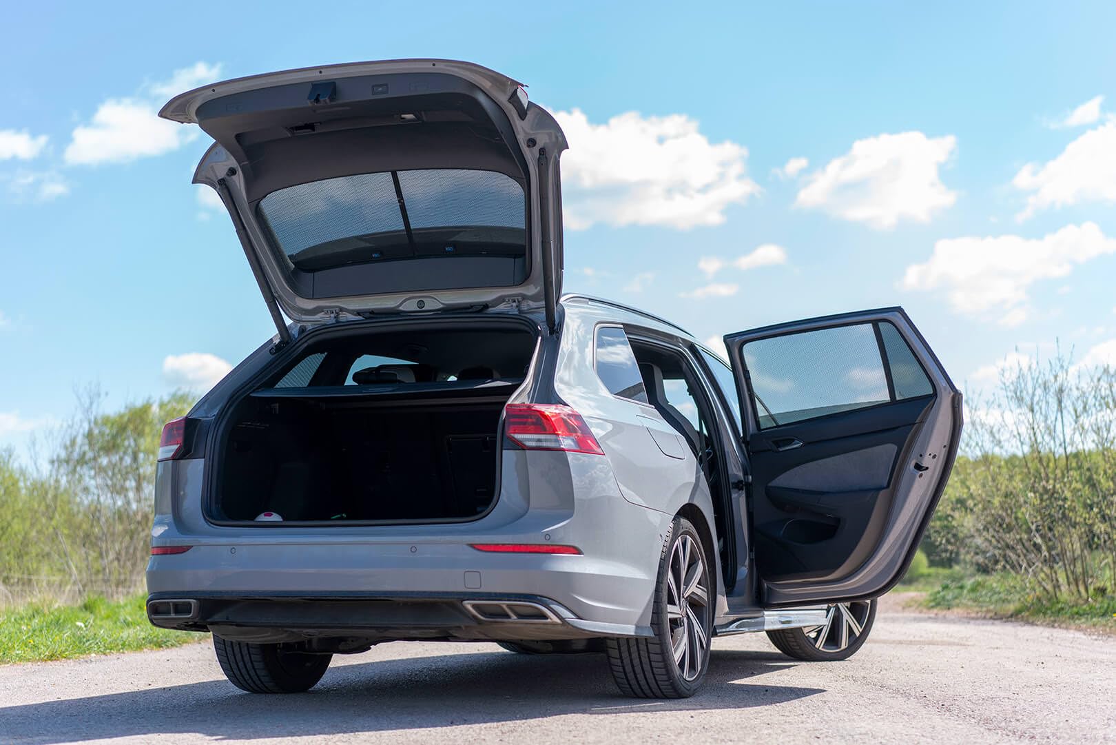 Satz Car Shades kompatibel mit Volkswagen Golf VIII Variant 2020- (6-teilig) Passgenaue Sonnenschutzblenden