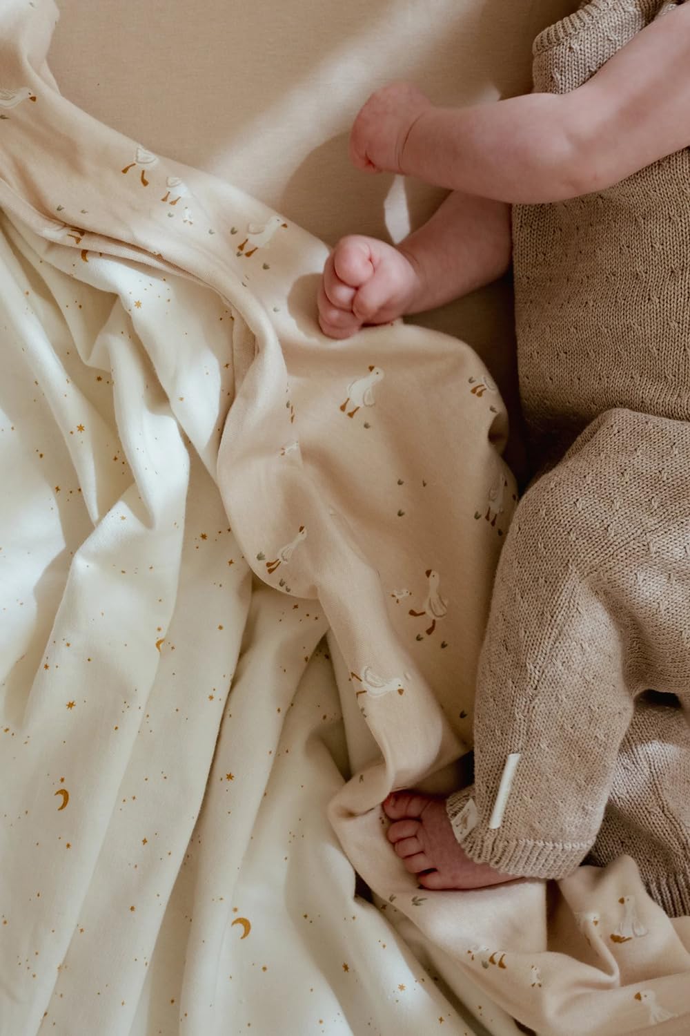 Little Dutch Newborn Naturals - Manta para bebé (120 x 120 cm), diseño de Little Goose, color beige