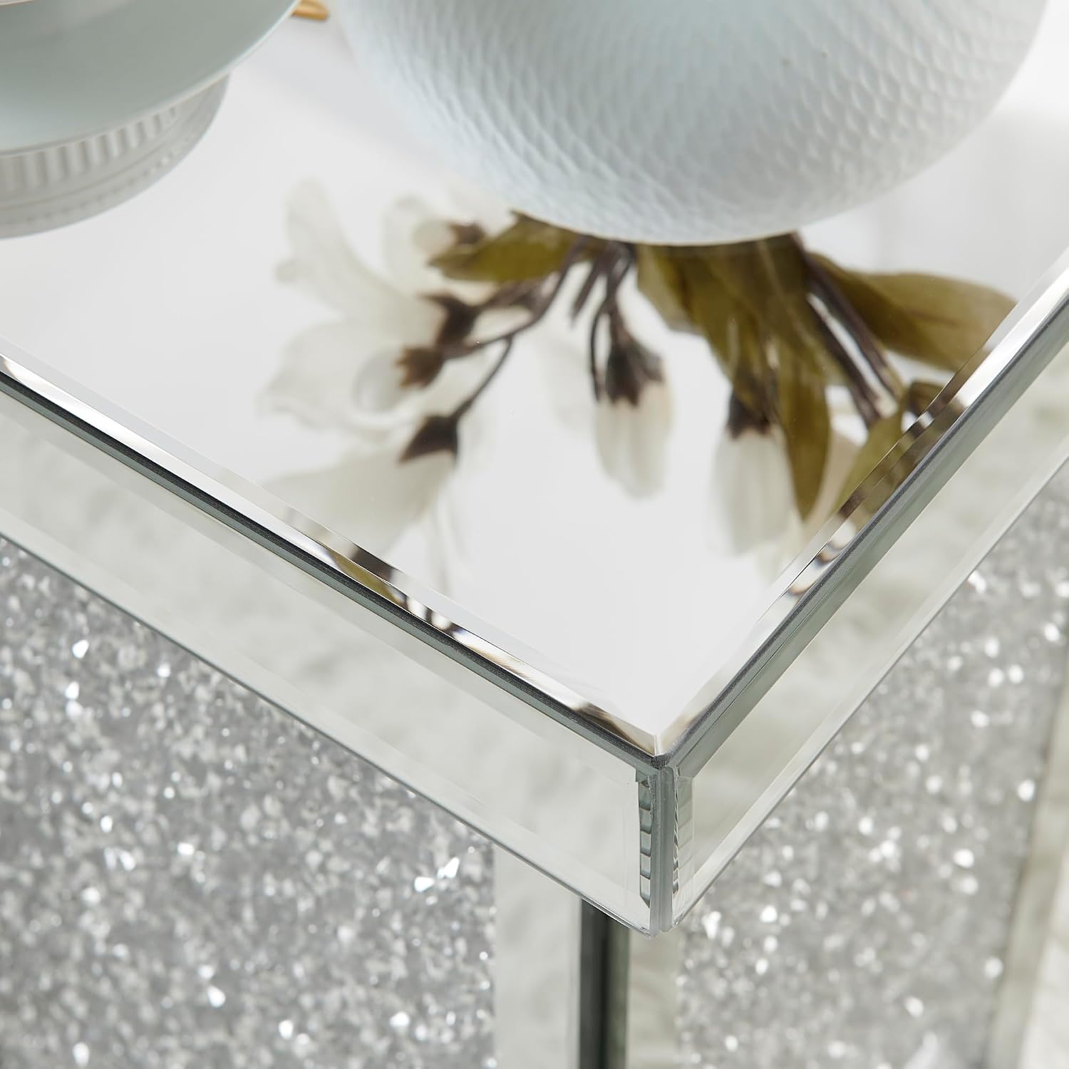 IKIFLY Mirrored Nightstand with Large Square Tabletop, Silver End Table with Crushed Diamonds, Glass Accent Beside Table with Heavy Duty Base for Living Room, Bedroom and Office