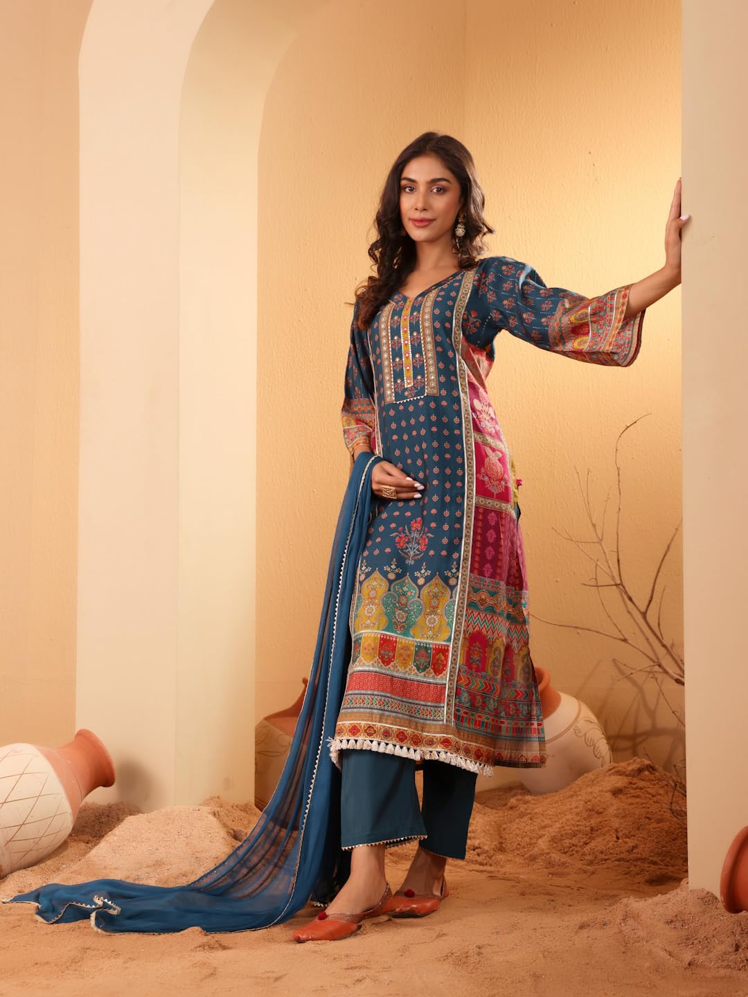 Varanga Women Teal Blue Ethnic Printed Straight Kurta With Trouser  Stylish And Comfortable Ethnic Set