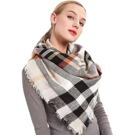 Soft and Versatile Plaid Scarf: The Perfect Winter Accessory