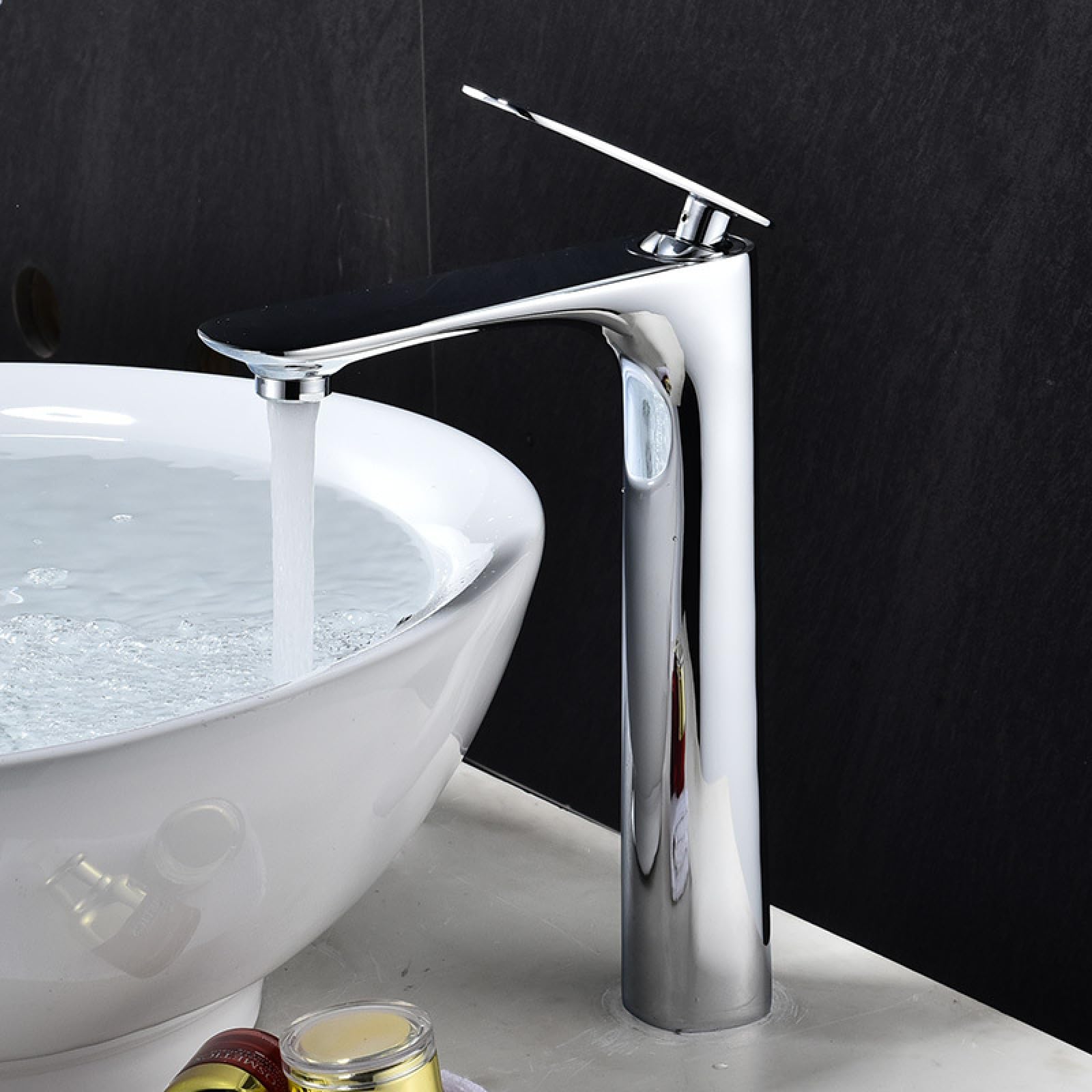 ZQFHSX Bathroom Sink Faucet Mixer Tap - Hot and Cold High Basin for Modern Homes, Stylish Washbasin Accessories