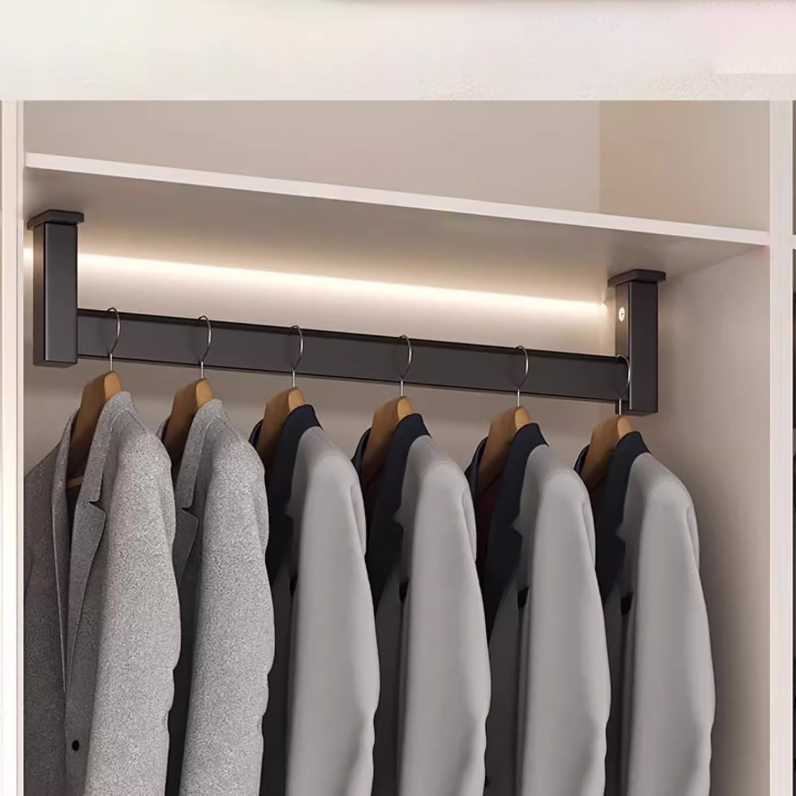 Support de tringle de placard réglable et télescopique pour un rangement modulaire