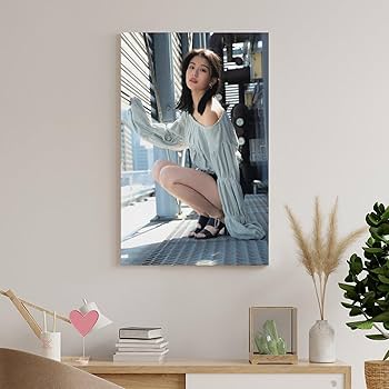 出口夏希　特大ポスター（シール） キリン 生茶＆出口夏希 レトロポップアートが渋谷に出現♪ 11/16