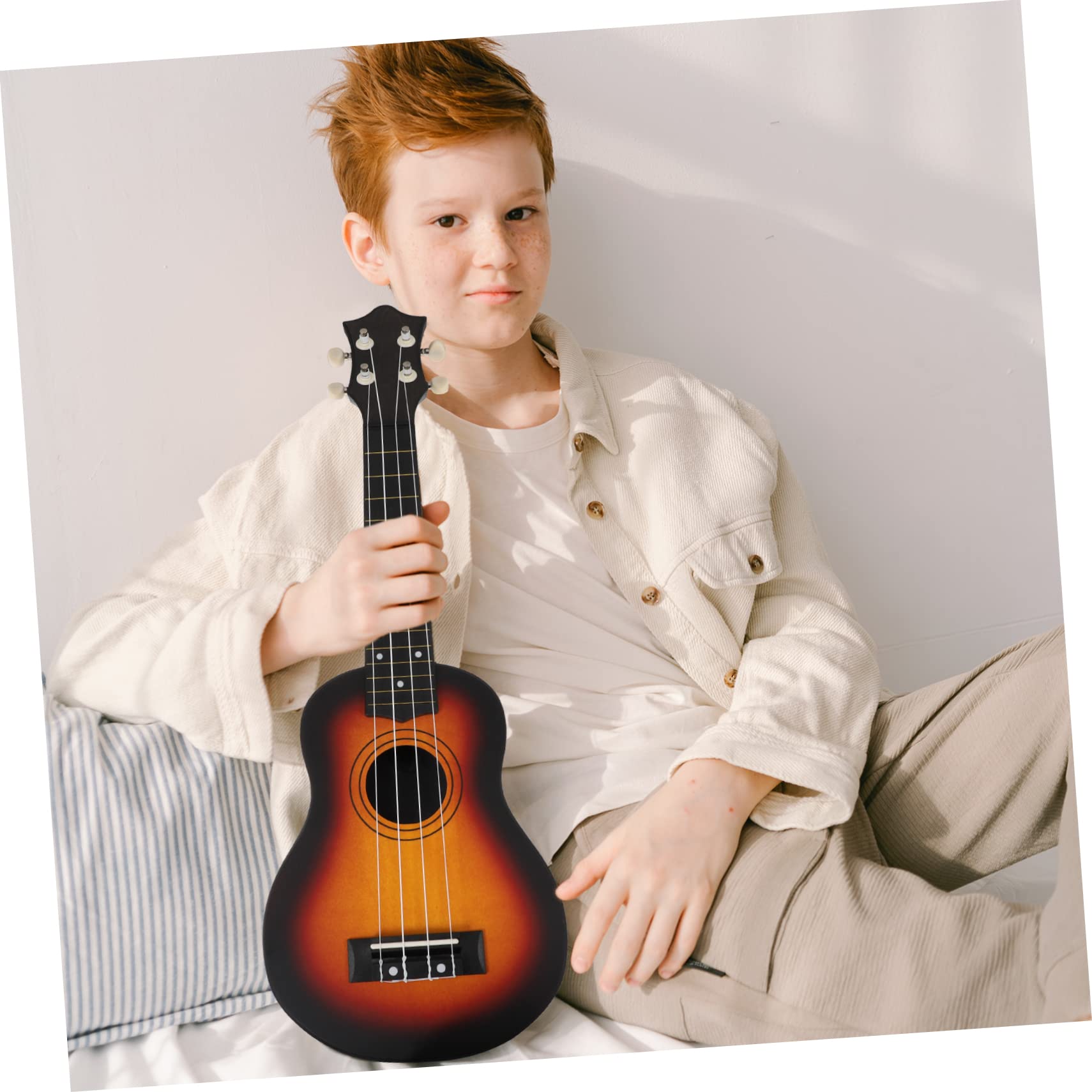 TOYANDONA Corde Ukulele in Compensato di Tiglio Ukulele Portatile per Ragazzo Ragazza Giocattolo Musicale Durevole Facile da Suonare per Sviluppare Capacità Musicali