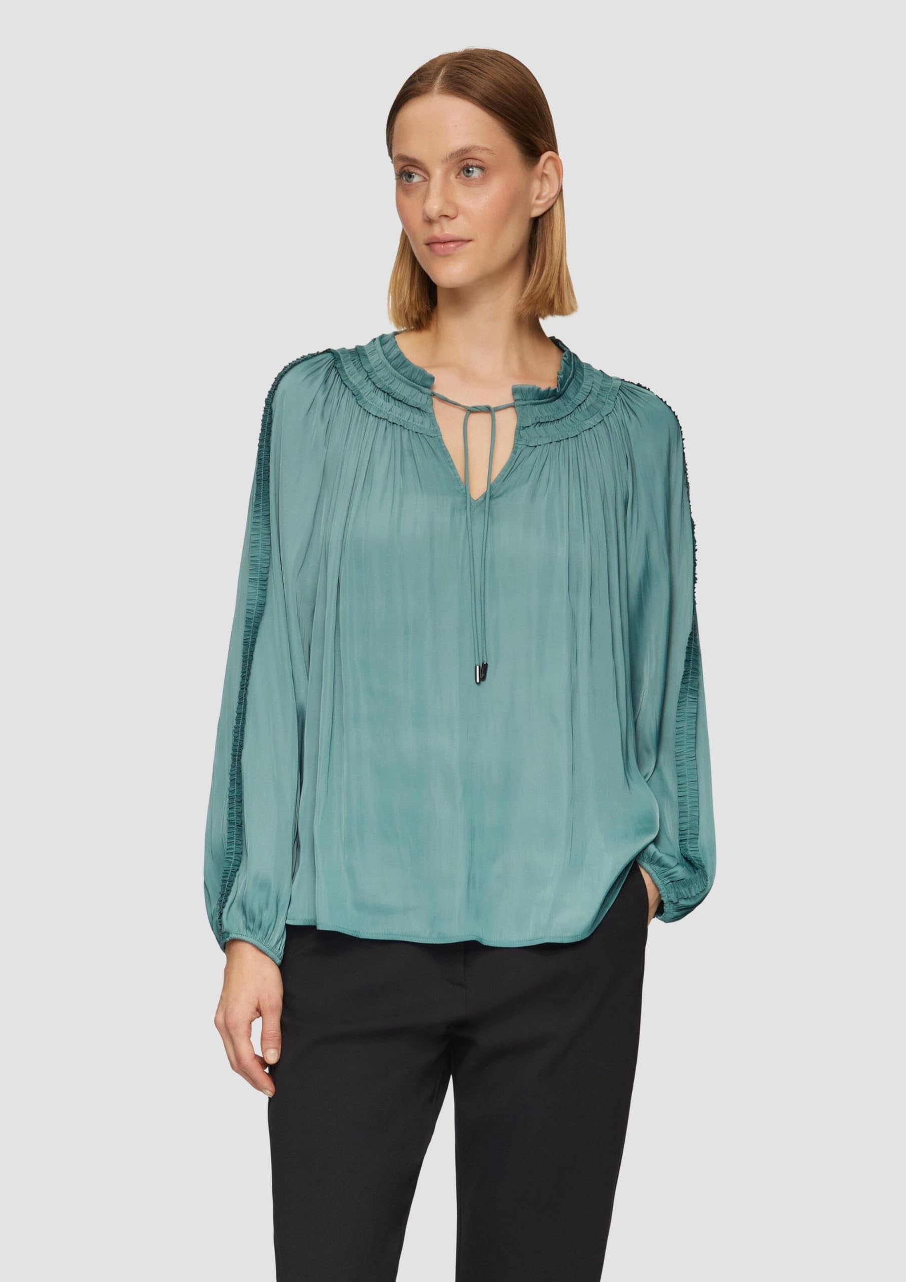s.Oliver Black Label 2158627 Blusa túnica con Detalles de Volantes Mujer (Pack de 1)