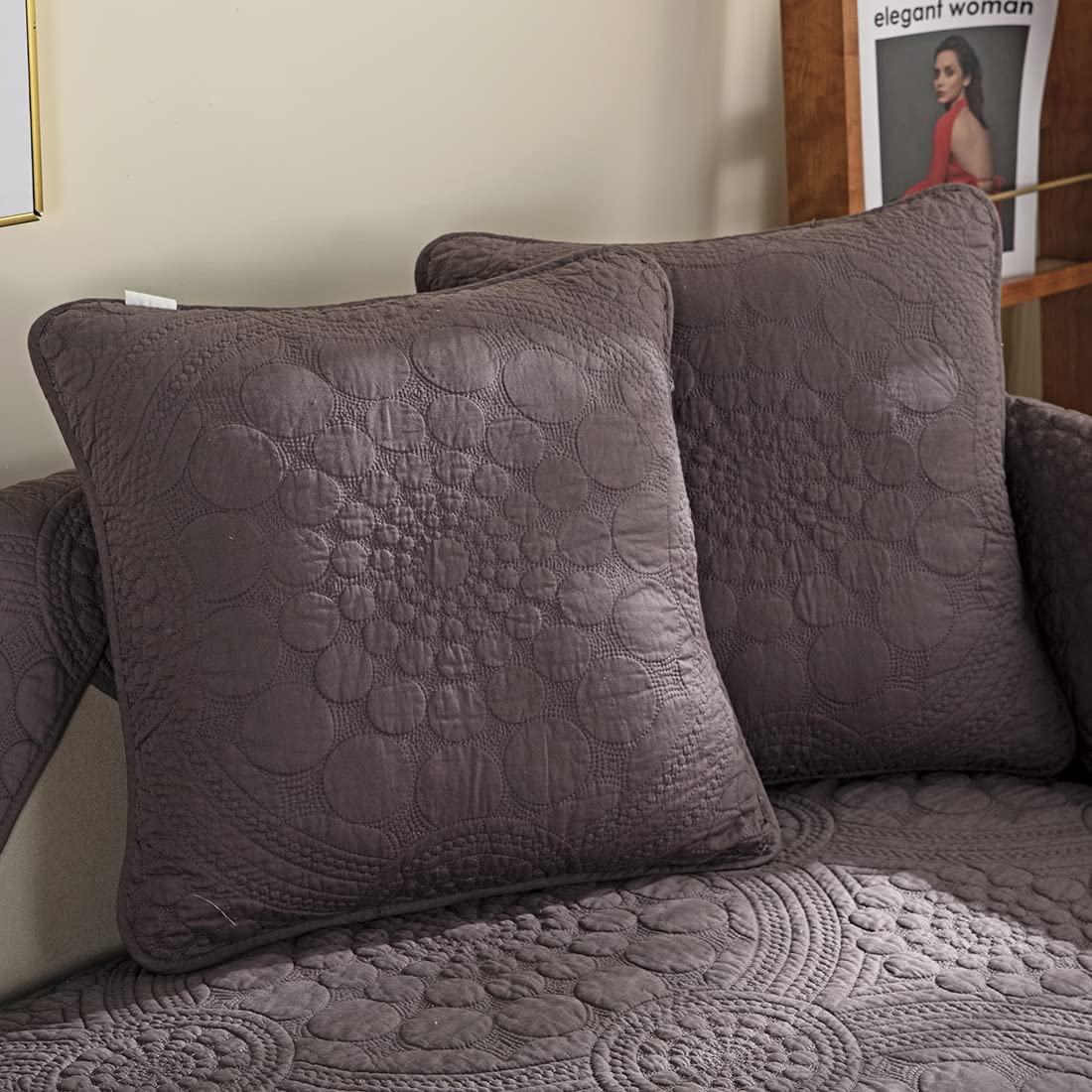 Housses de coussin en coton doux avec broderie circulaire élégante